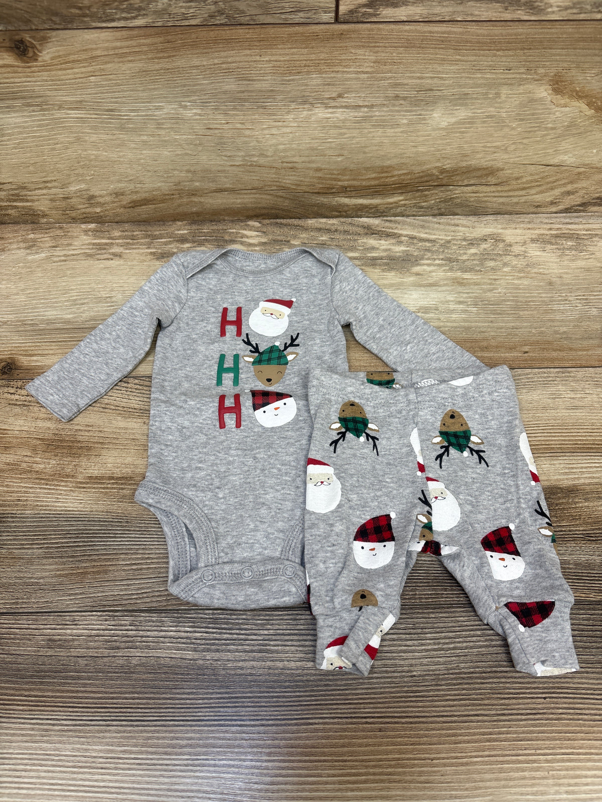 Just One You 2pc Santa Bodysuit & Pants Set Grey sz Newborn