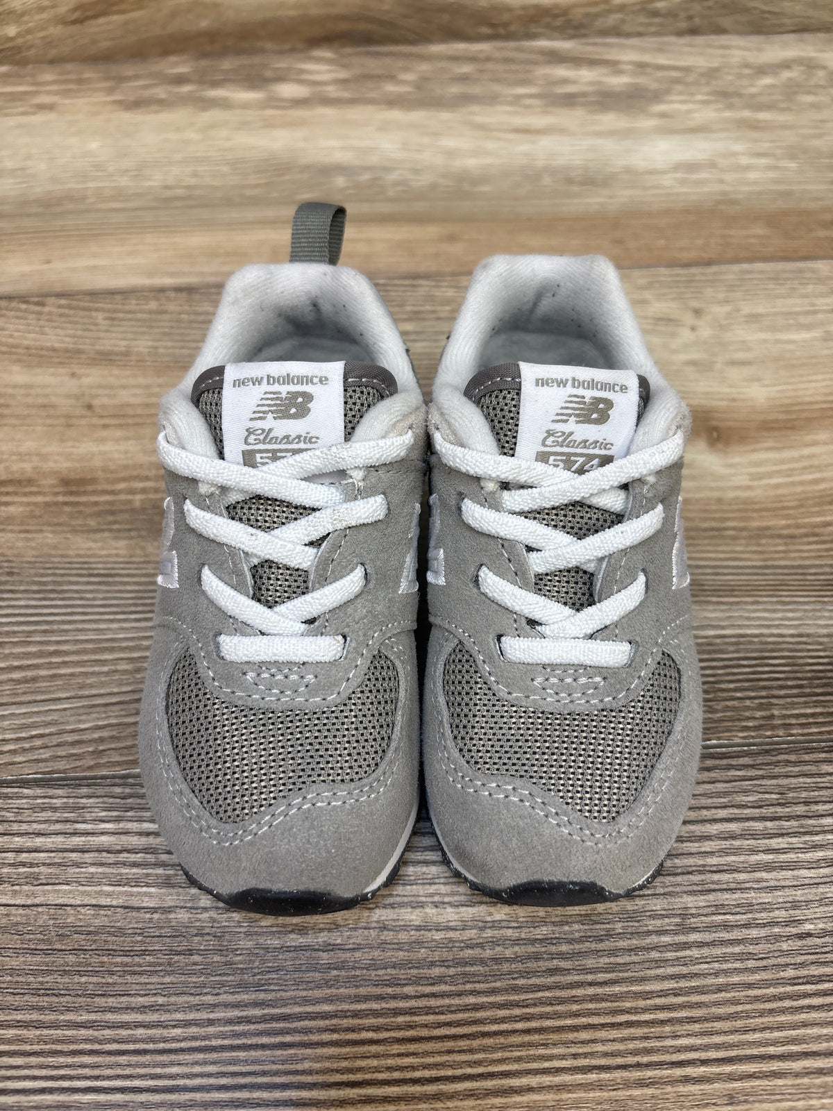 New Balance 574 Lace-Up Sneakers Beige sz 6c