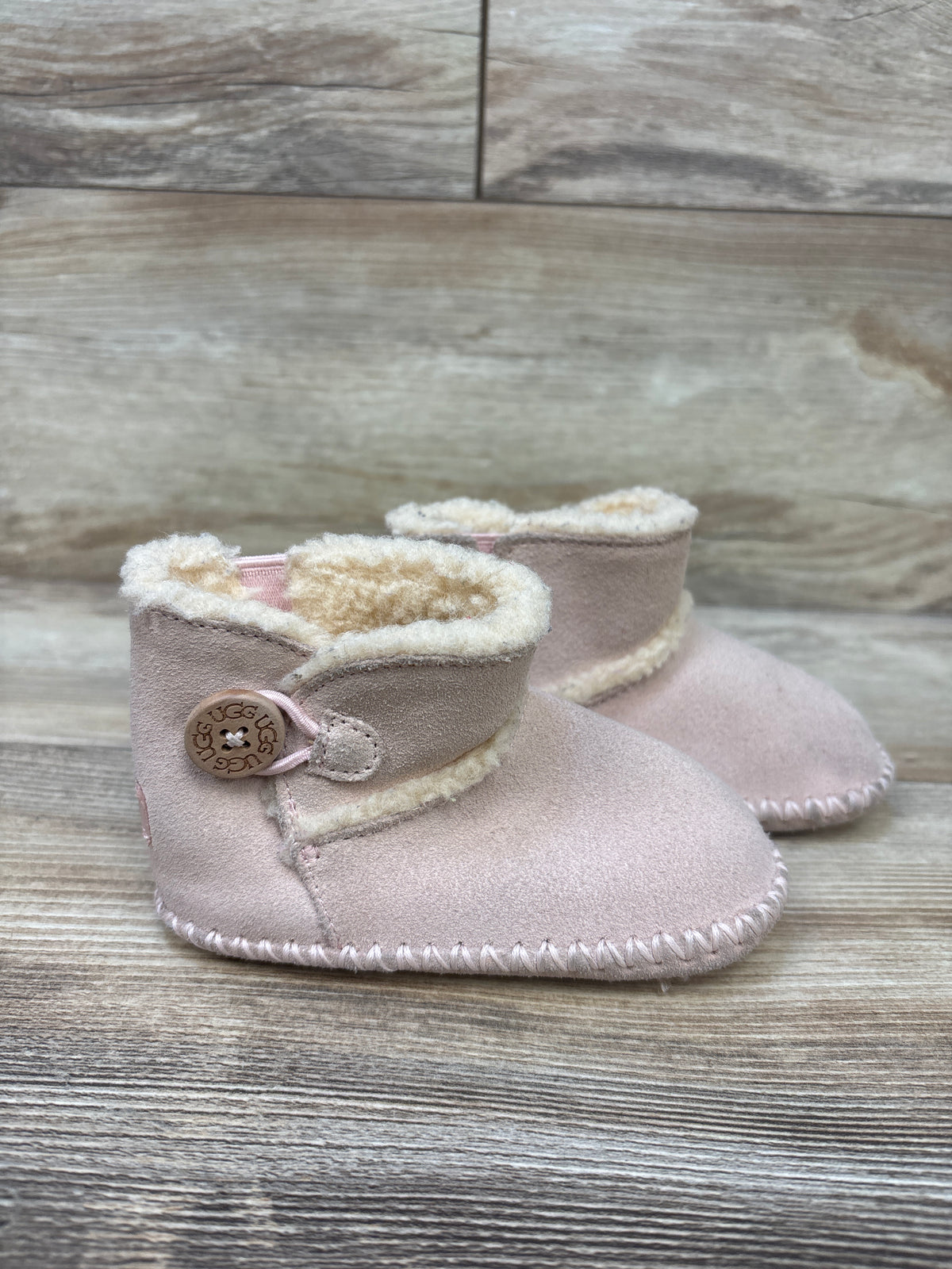 UGG Lemmy II Bootie Soft Pink sz 4/5c