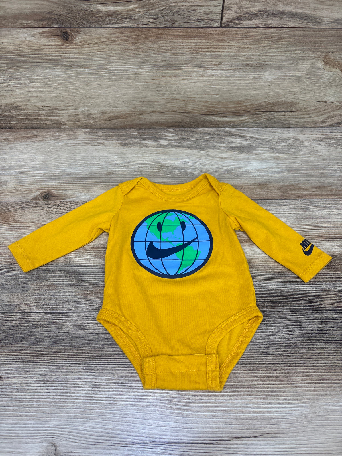 Nike Bodysuit Yellow sz 3m