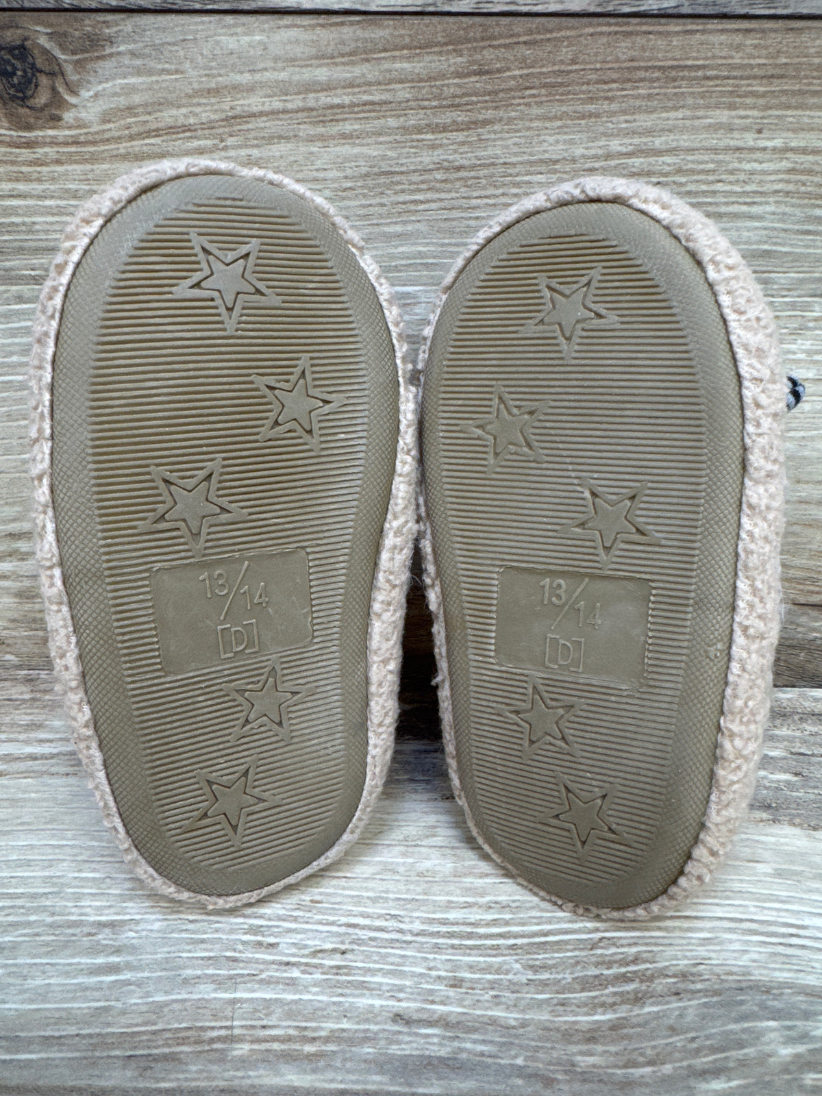 Csfry Sherpa Bear Slippers Beige sz 6/7c