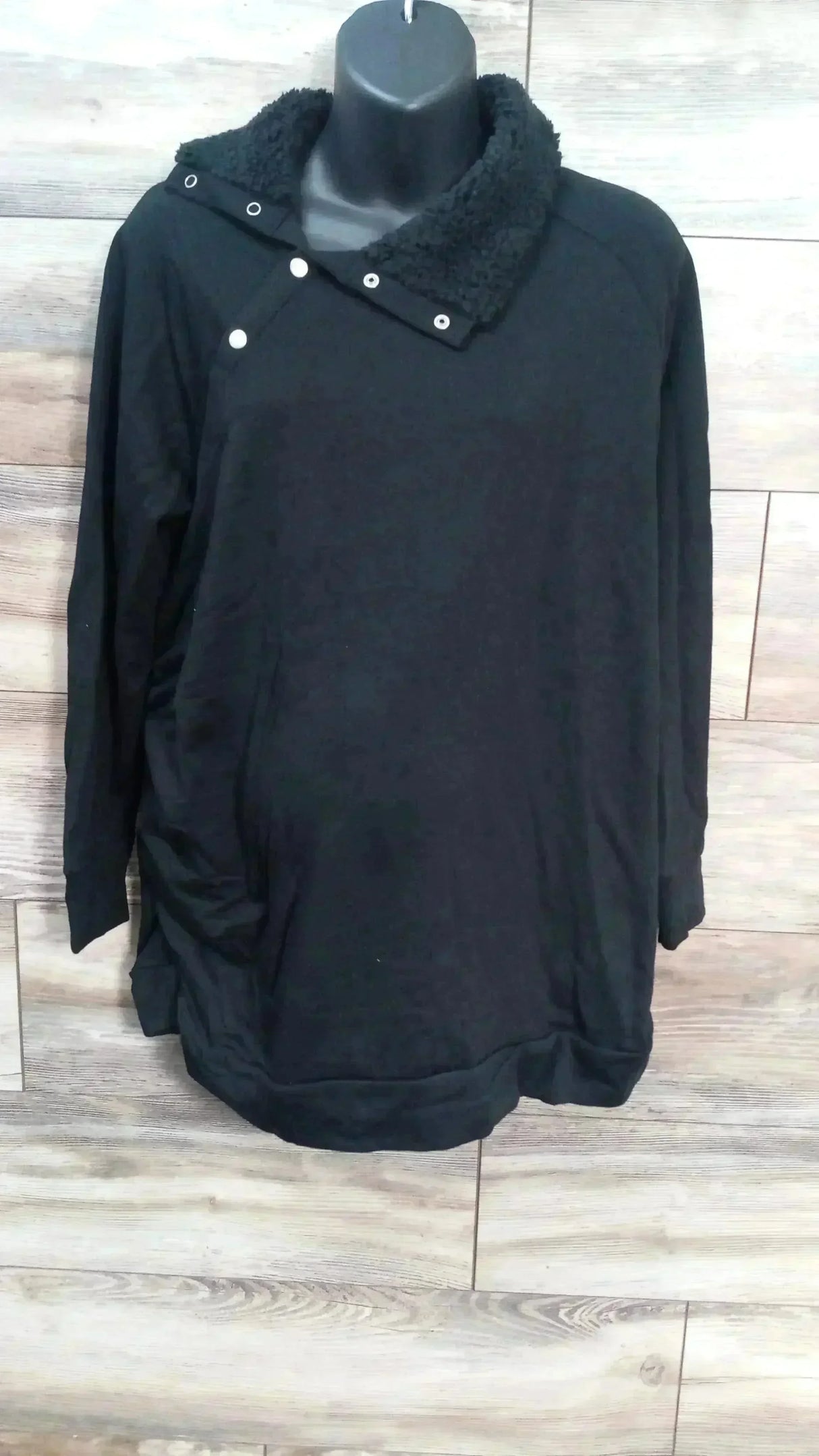 NEW Isabel Maternity Snap Sherpa Collar Black Sweatshirt sz XL - Me n Mommy To Be