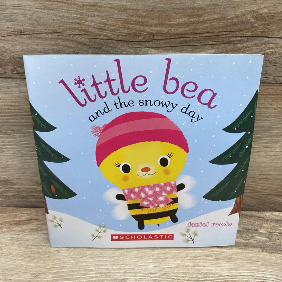Little Bea And The Snowy Day Paperback Book - Me 'n Mommy To Be