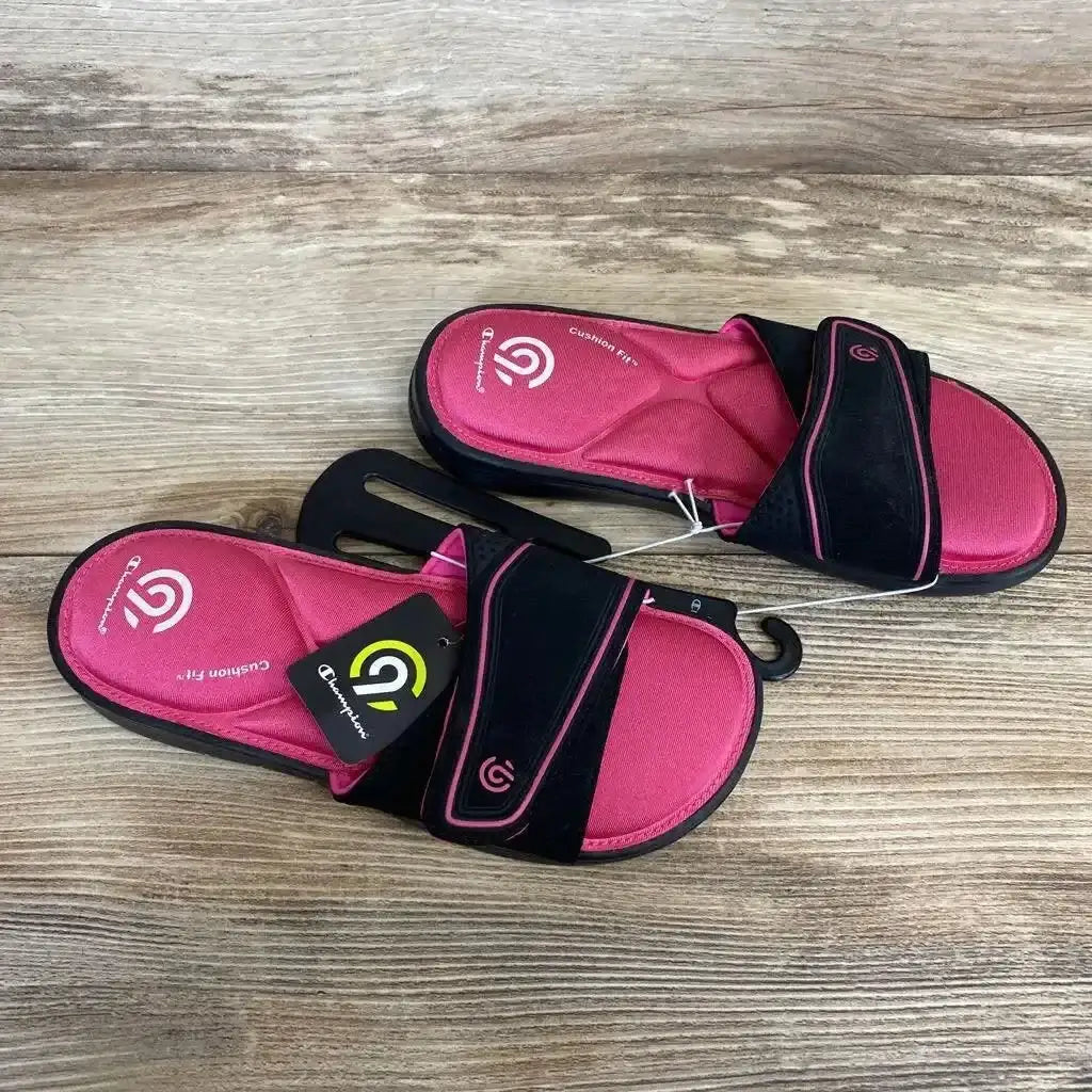 Angled view of pink C9 Valma sport memory-foam toddler slide showcasing single strap and contoured footbed on white background, size 2/3Y