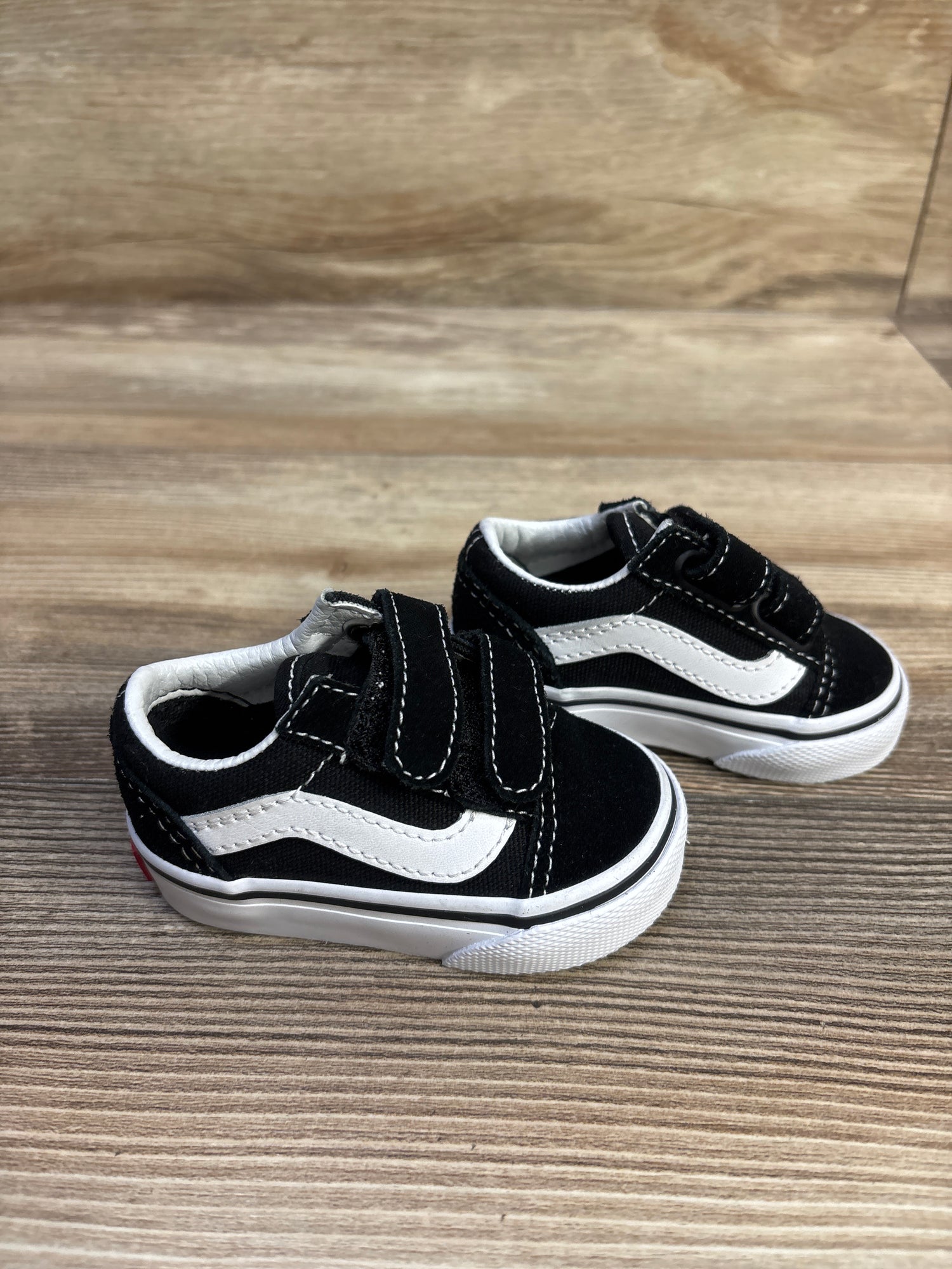 Vans Old Skool V Sneakers Black sz 2c