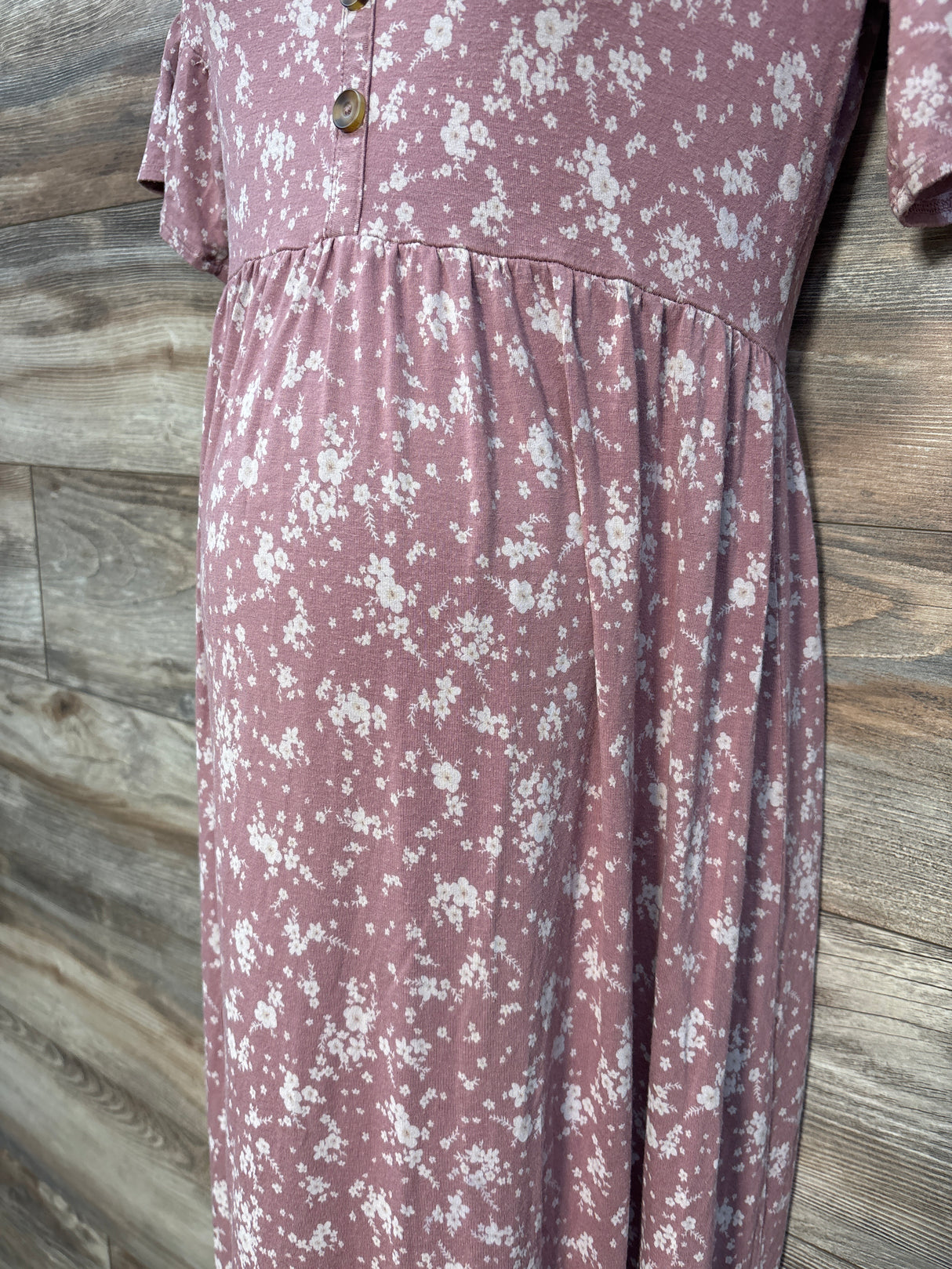 a:glow Maternity Ruffle-Sleeve Maxi Dress