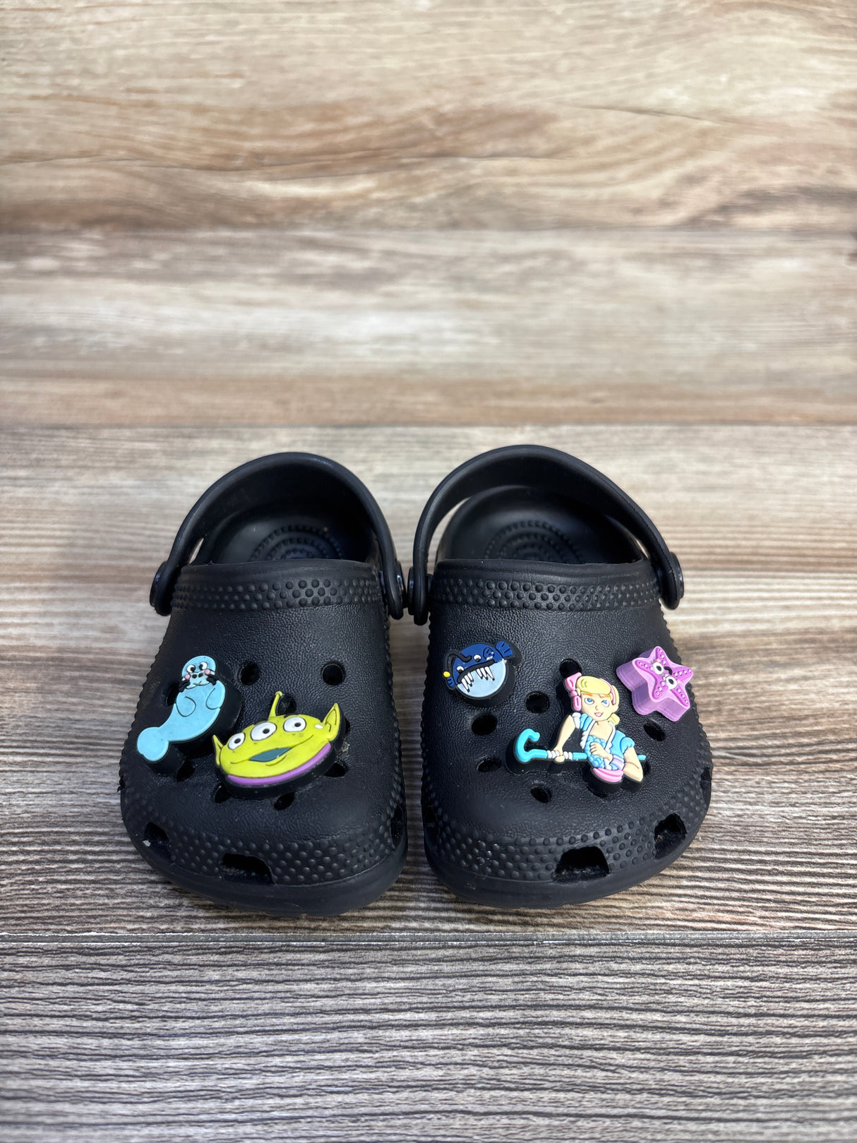 Crocs Classic Clogs Black sz 2/3c
