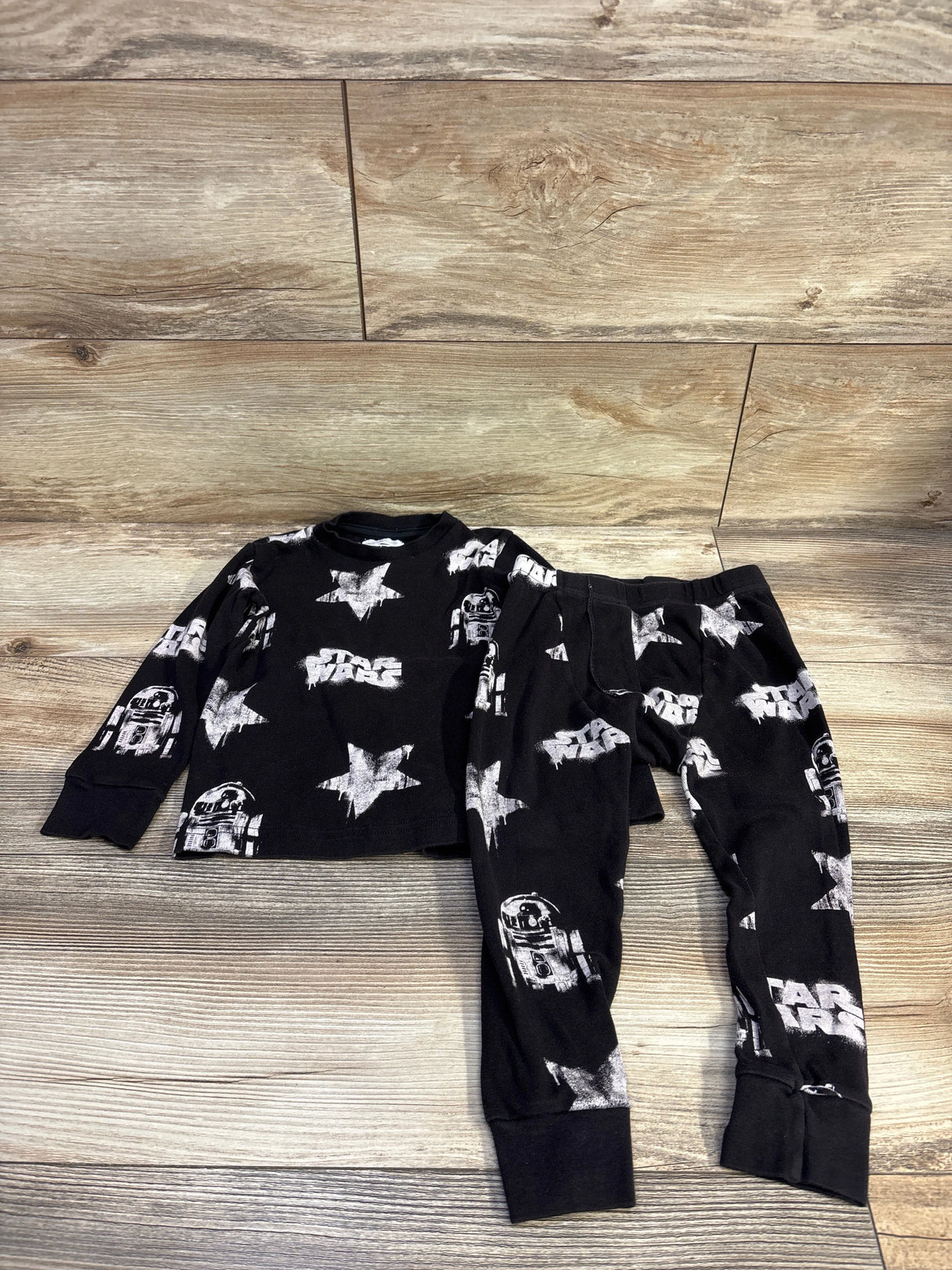 nununu x Star Wars 2pc Loungewear Pajama Set Black sz 2-3T