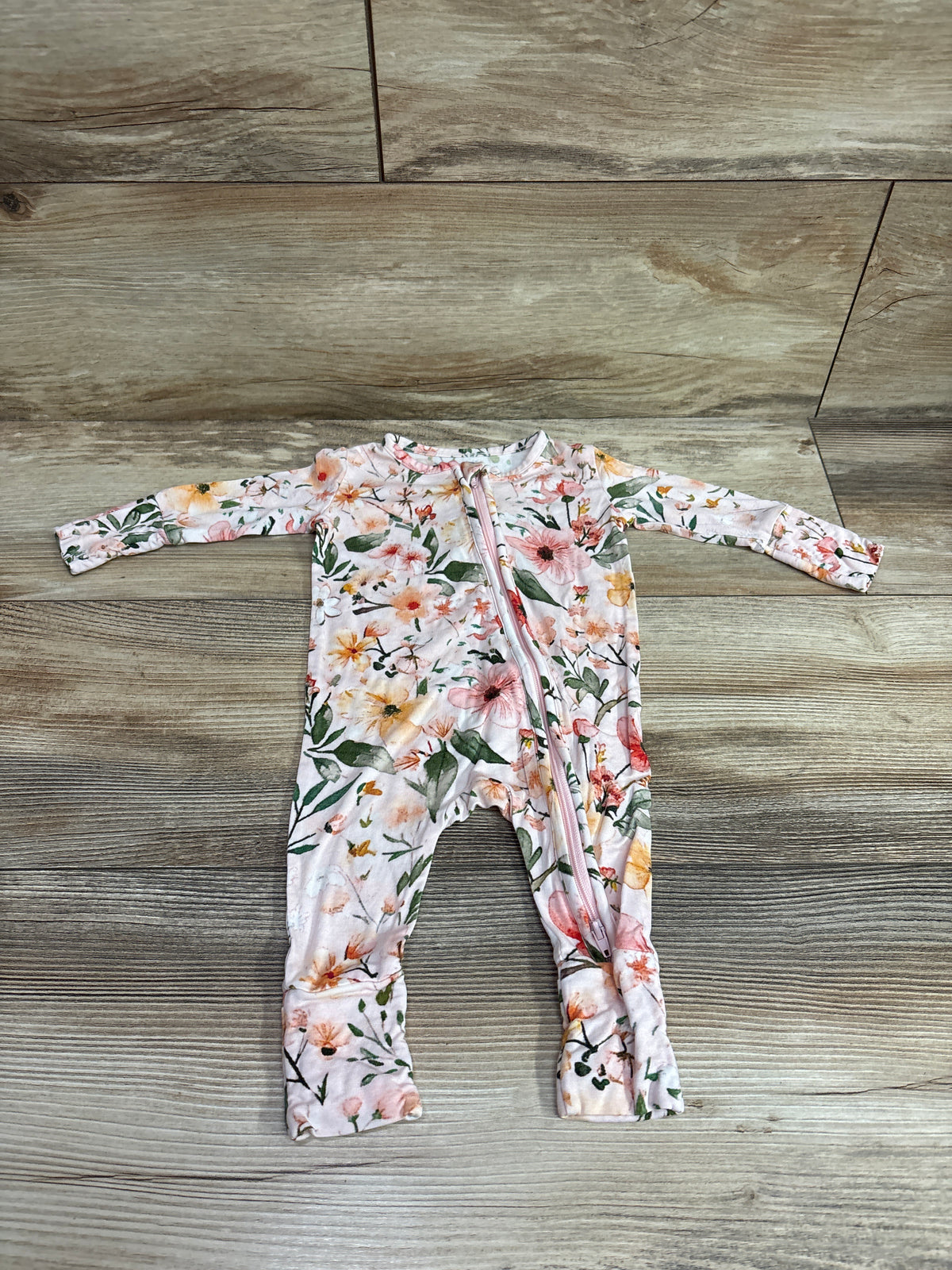 PoshTot Floral Bamboo Convertible Sleeper Pink sz 0-3m