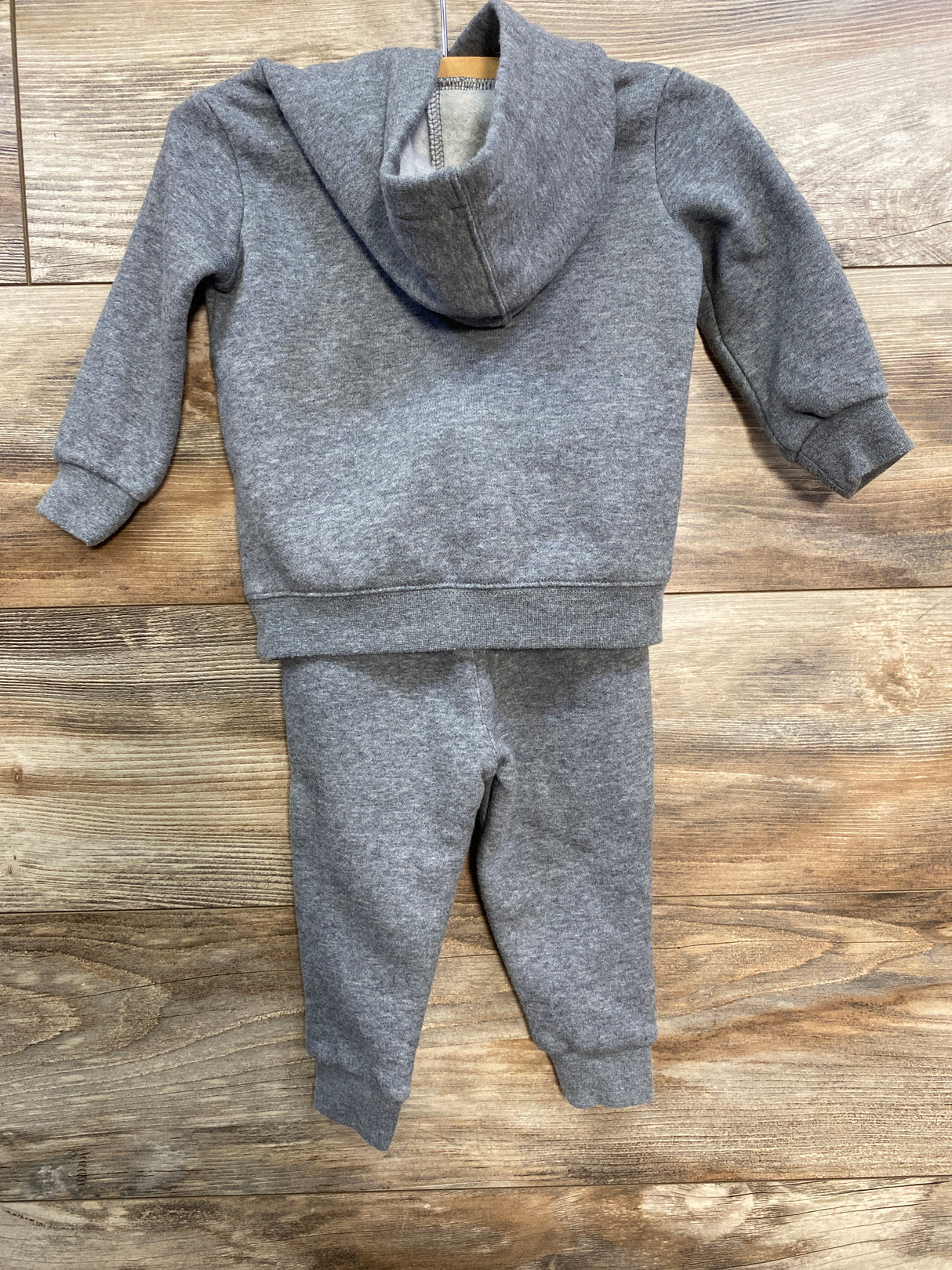 Air Jordan 2pc Sweatshirt & Joggers Set Grey sz 12m