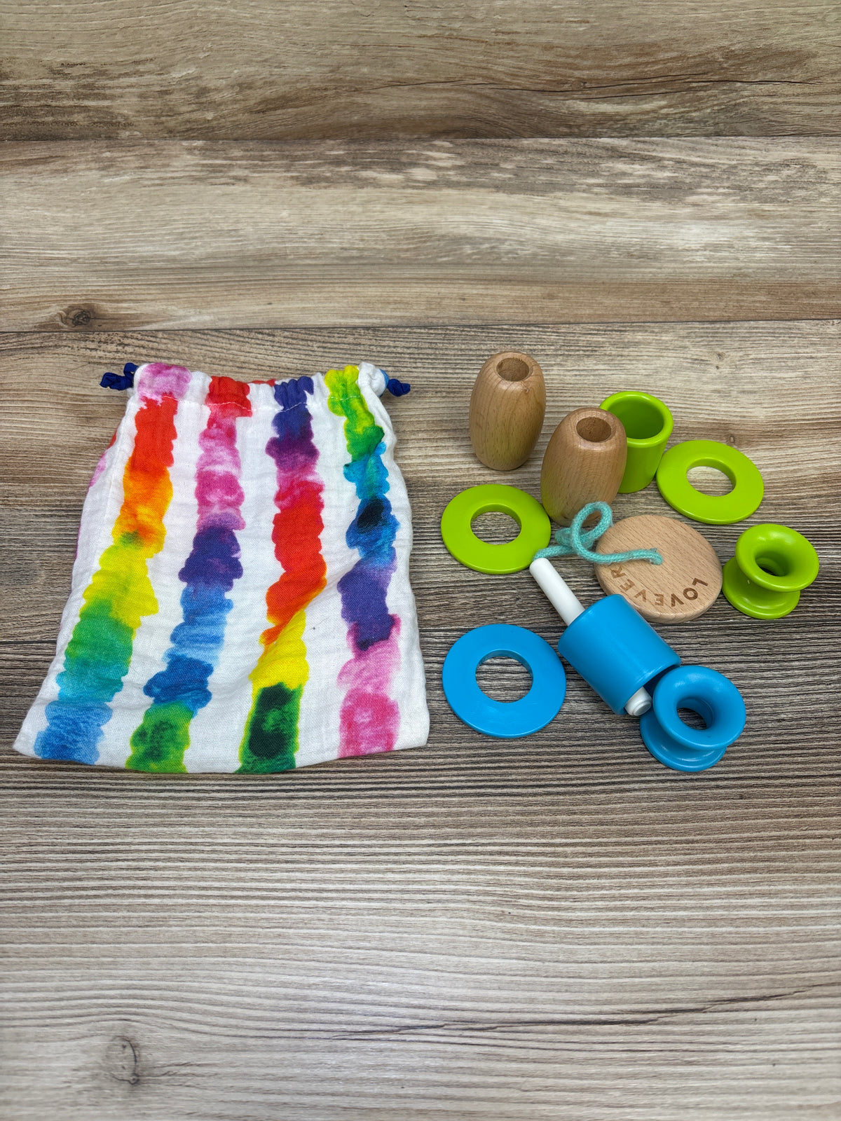Lovevery Threadable Bead Kit w/ Drawstring Bag