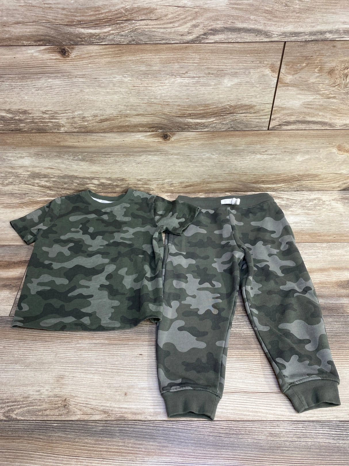 Garanimals 2pc Camo Shirt & Joggers Set Green sz 3T
