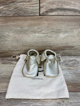 NEW Freshly Picked Platinum Moccasin Baby Soft Shoe Sz 2