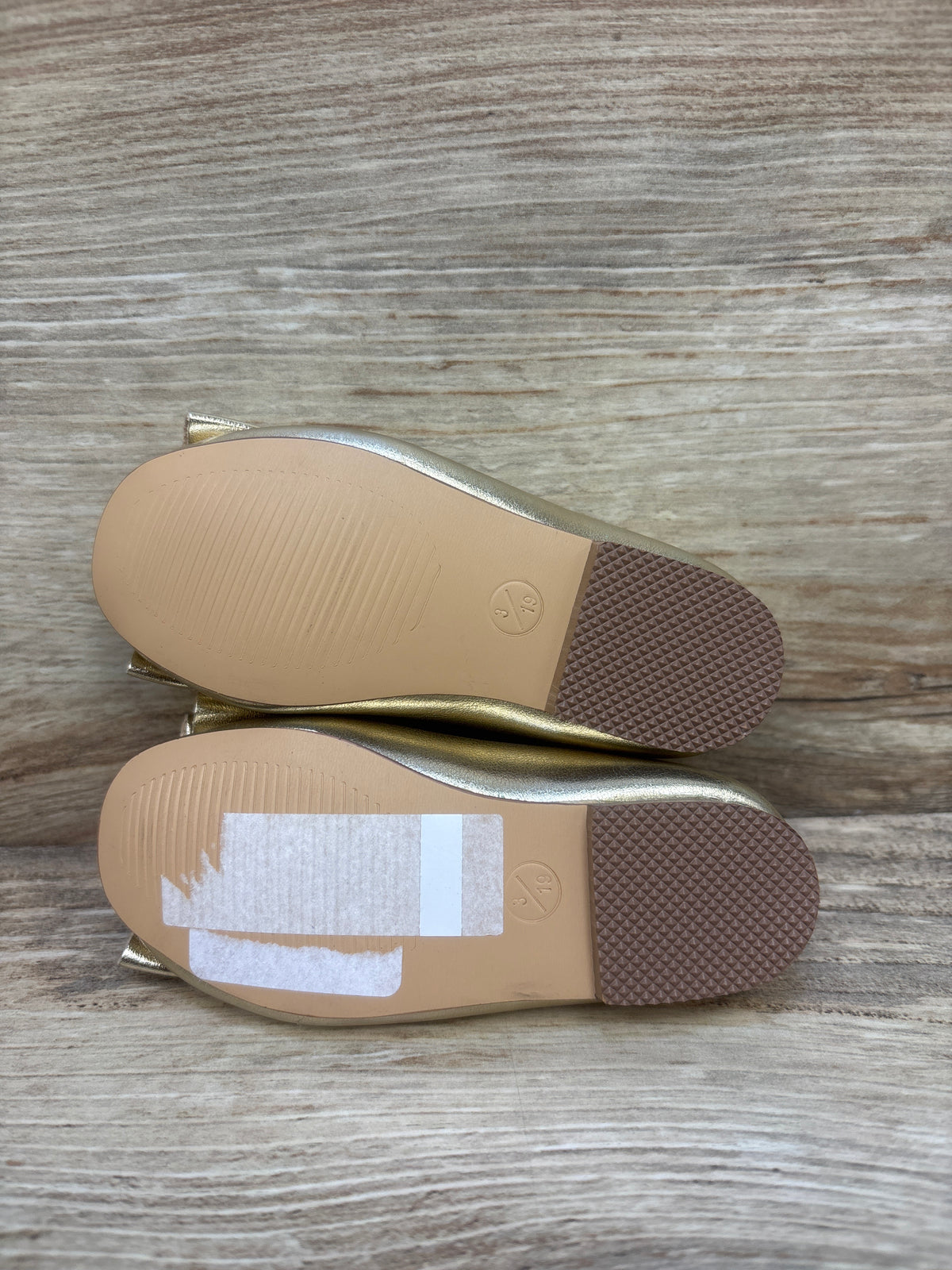 River Island Bow Mary Jane Flats Gold sz 3c