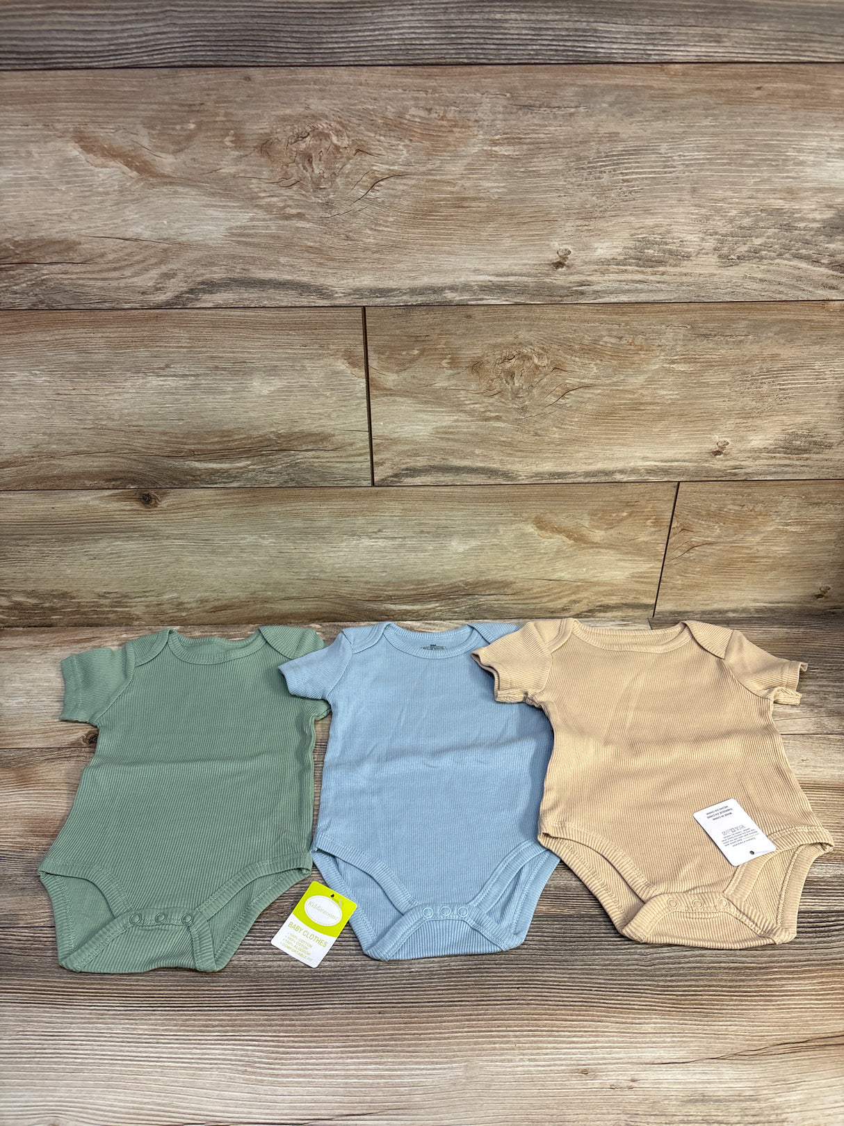 NEW 3pk Ribbed Bodysuit Set Green sz 9m
