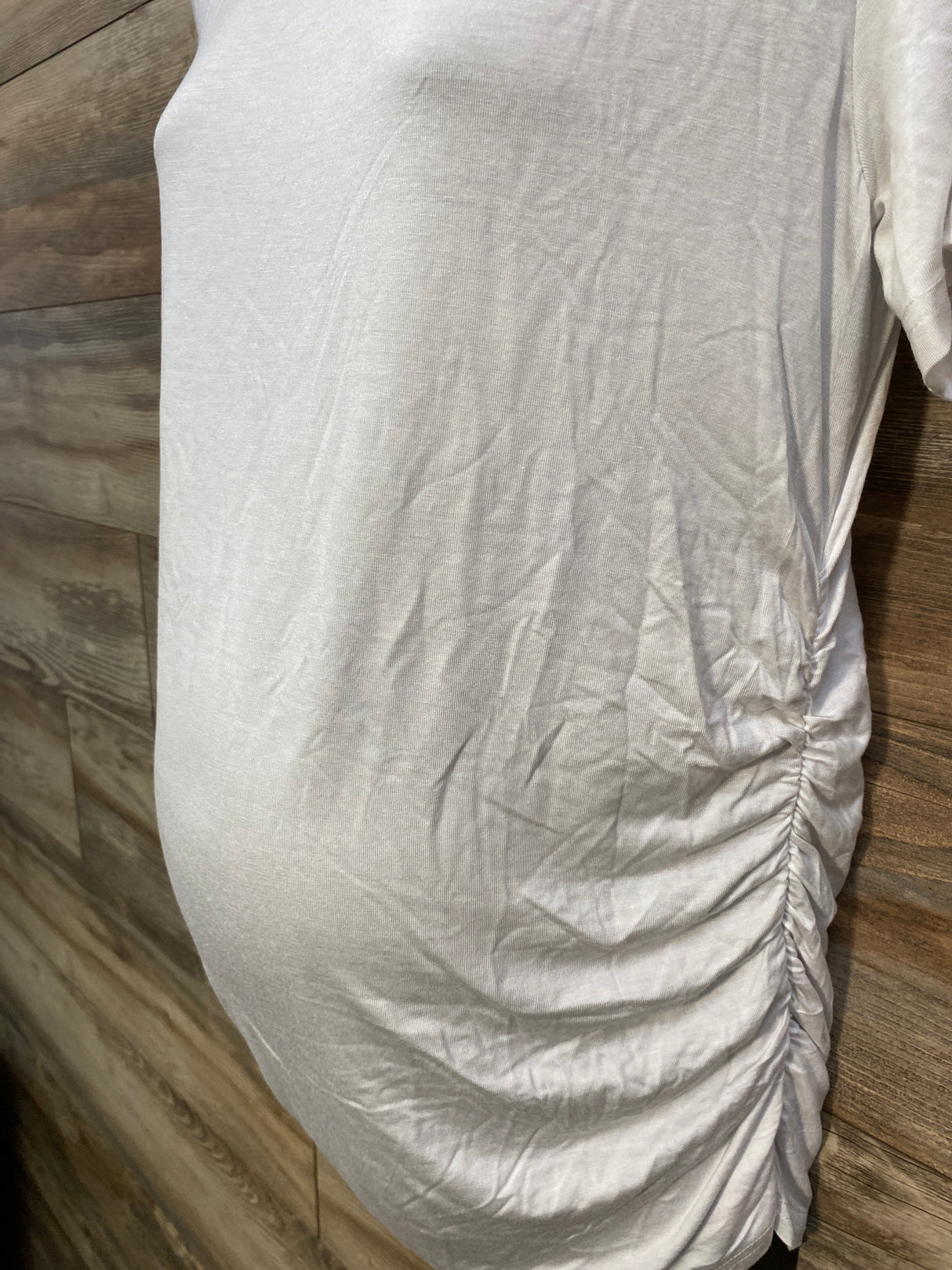 NEW Huukeay Maternity Ruched Shirt White sz Medium