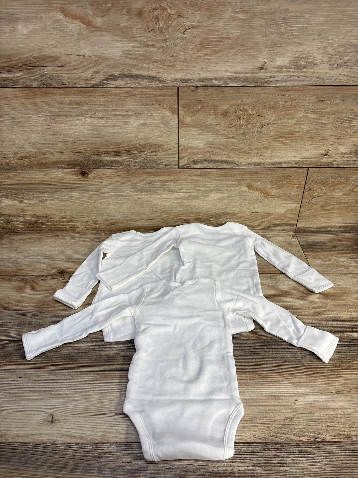NWOT Simple Joys 3pk Long Sleeve Bodysuit Set White sz 0-3m