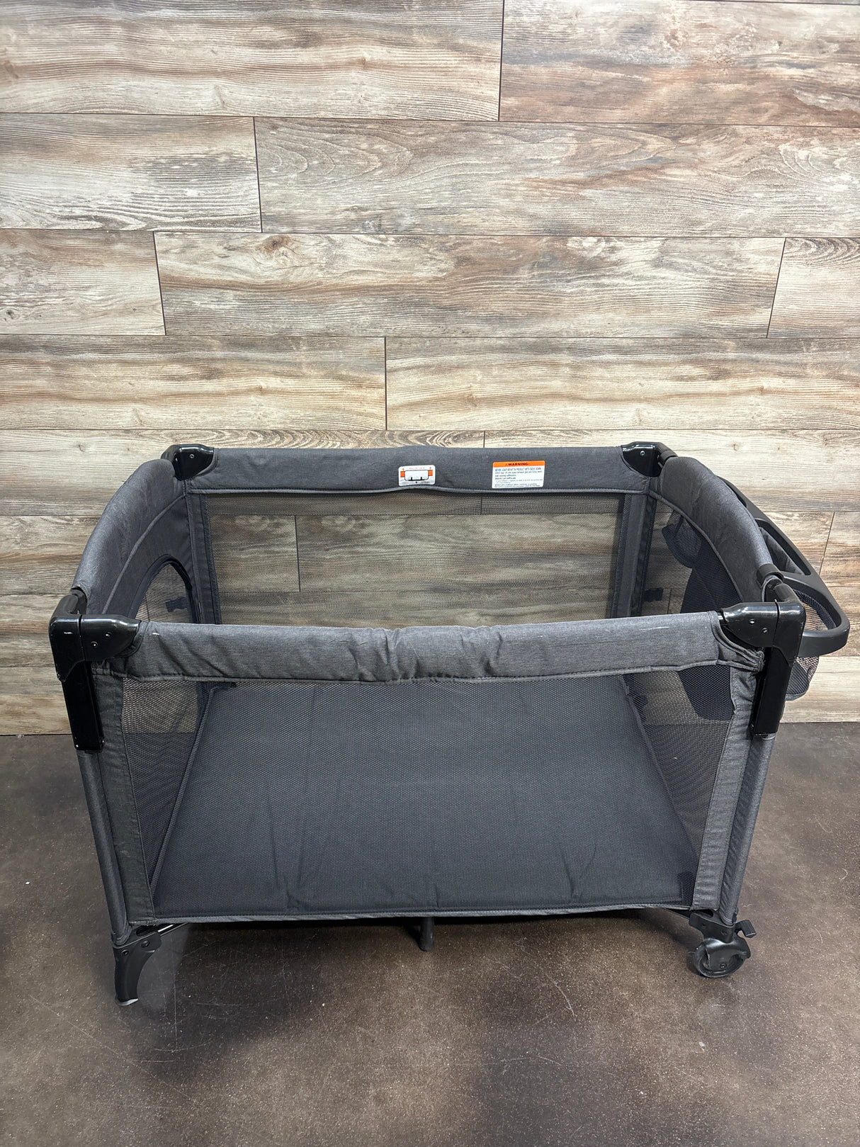 Pack 'n Play Playard, Grey/Black