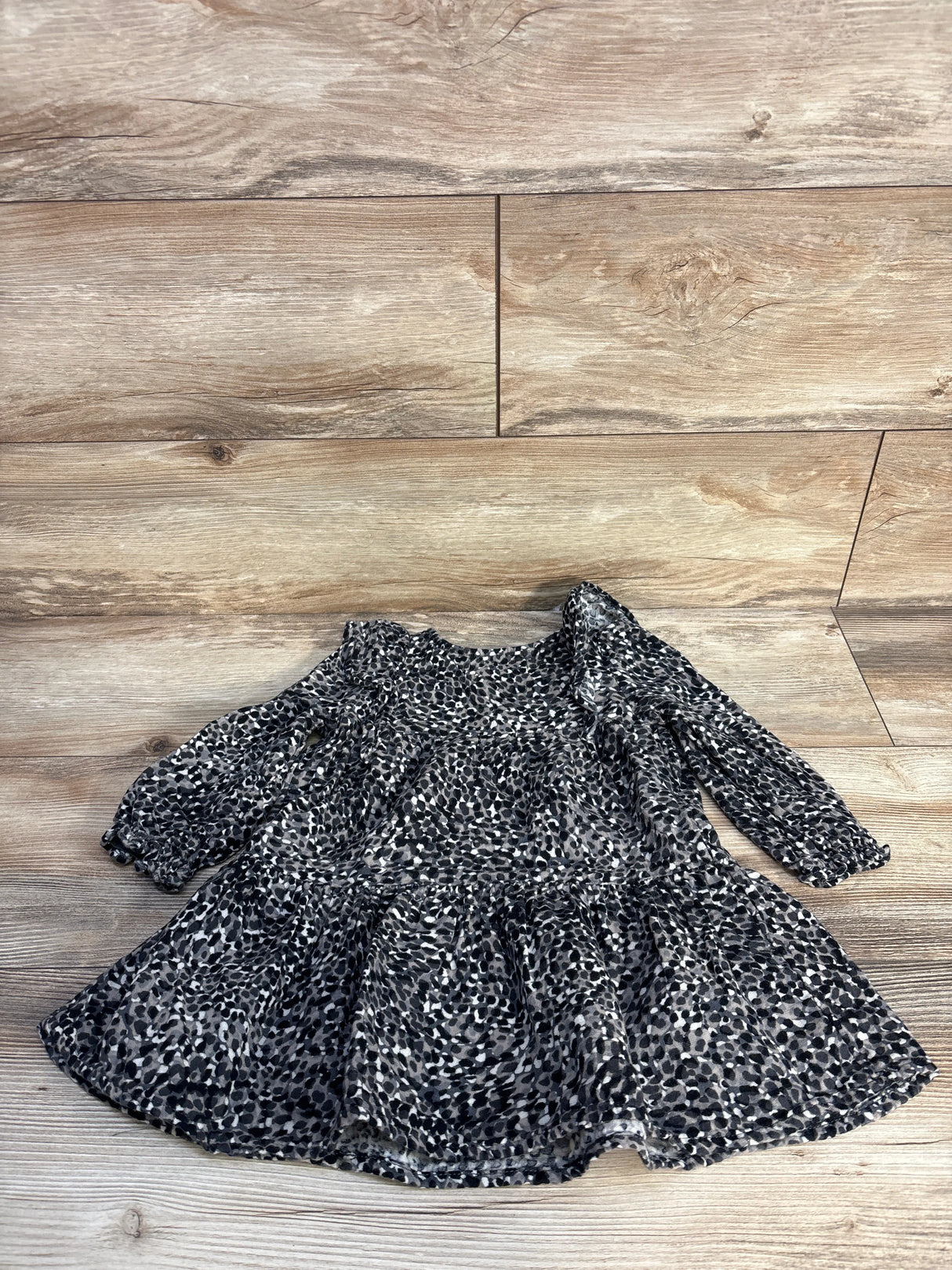 Old Navy Smocked Flutter Long Sleeve Top Black sz 2T