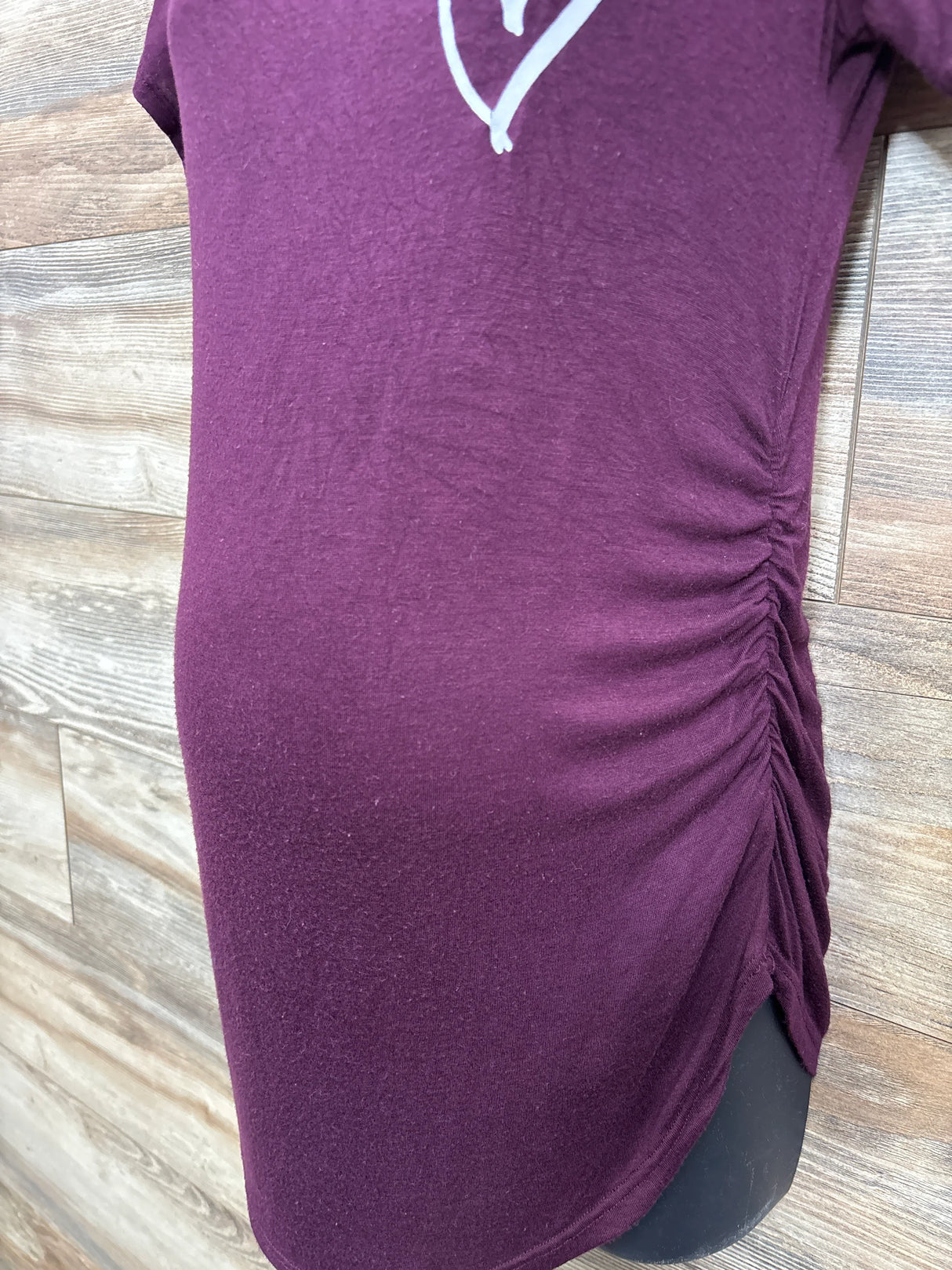 French Pastry Burgundy Heart Shirt sz Medium