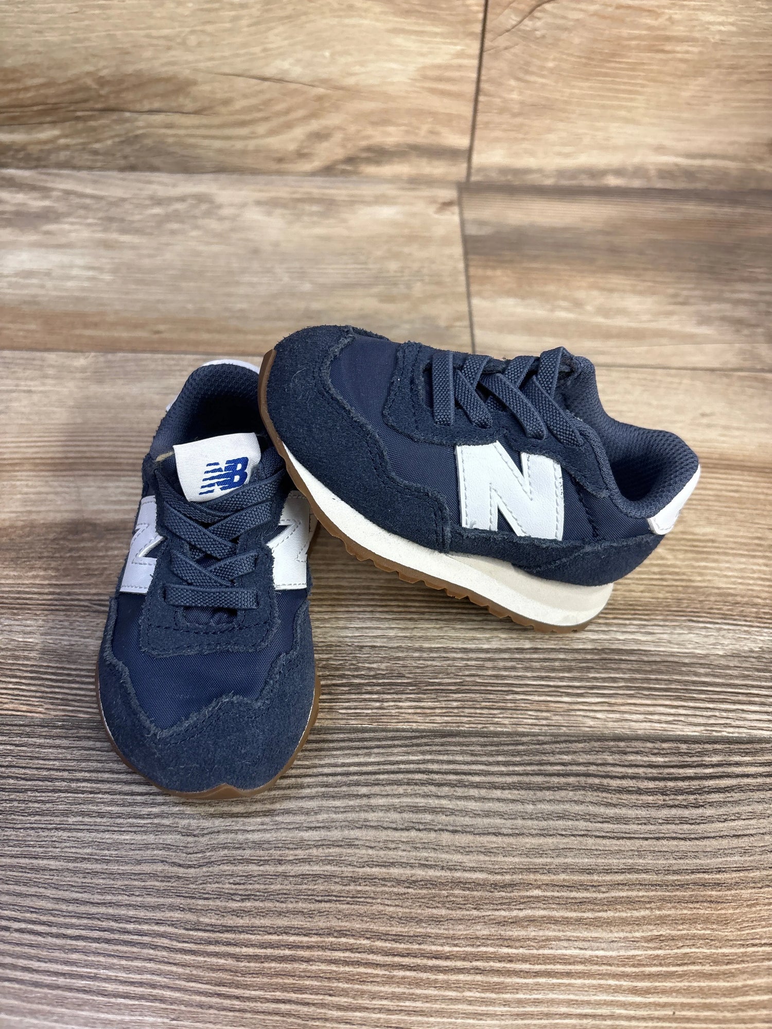 New Balance 237 Bungee Sneakers Navy sz 5c