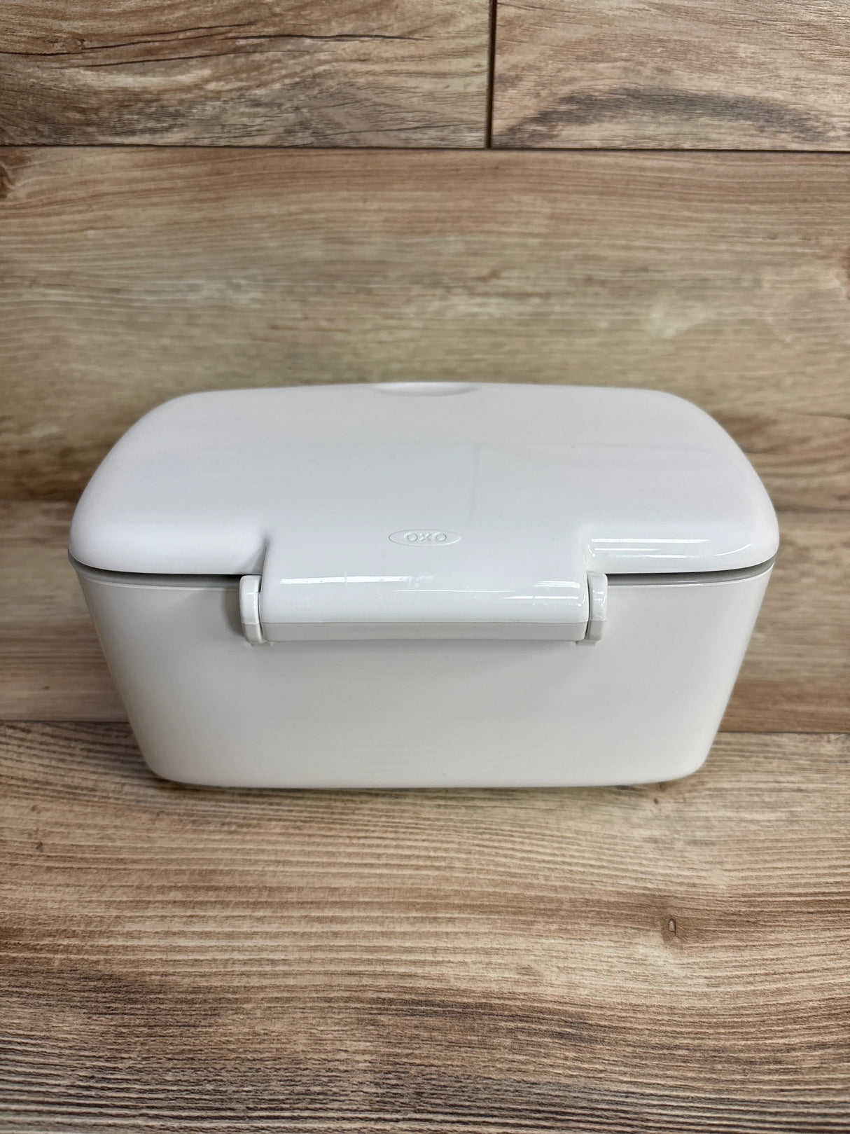 OXO Tot Perfect Pull Wipes Dispenser