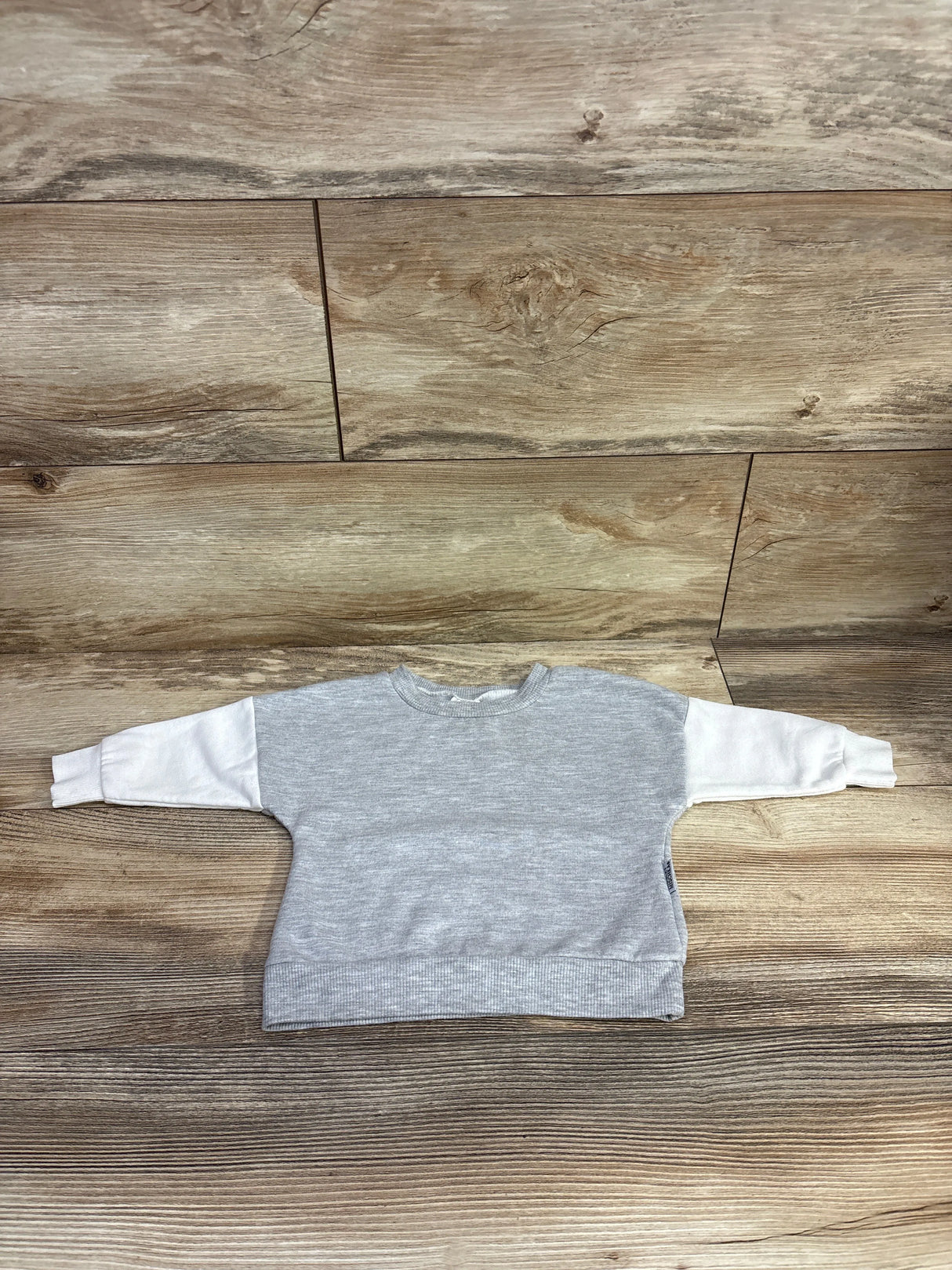 Badgley Mischka Sweatshirt Grey sz 9-12m