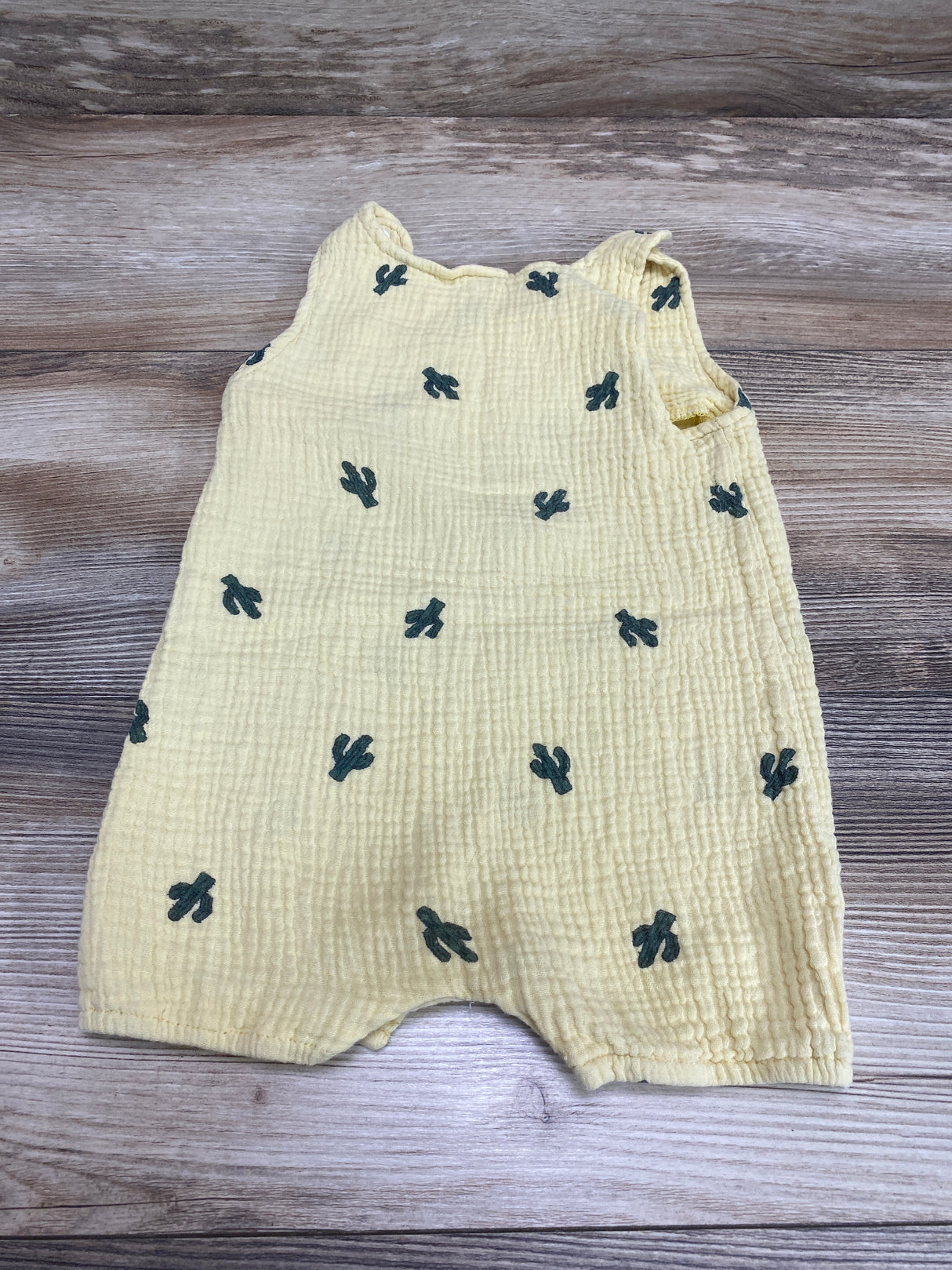 Shein Cactus Print Muslin Shortie Romper Yellow sz 18m