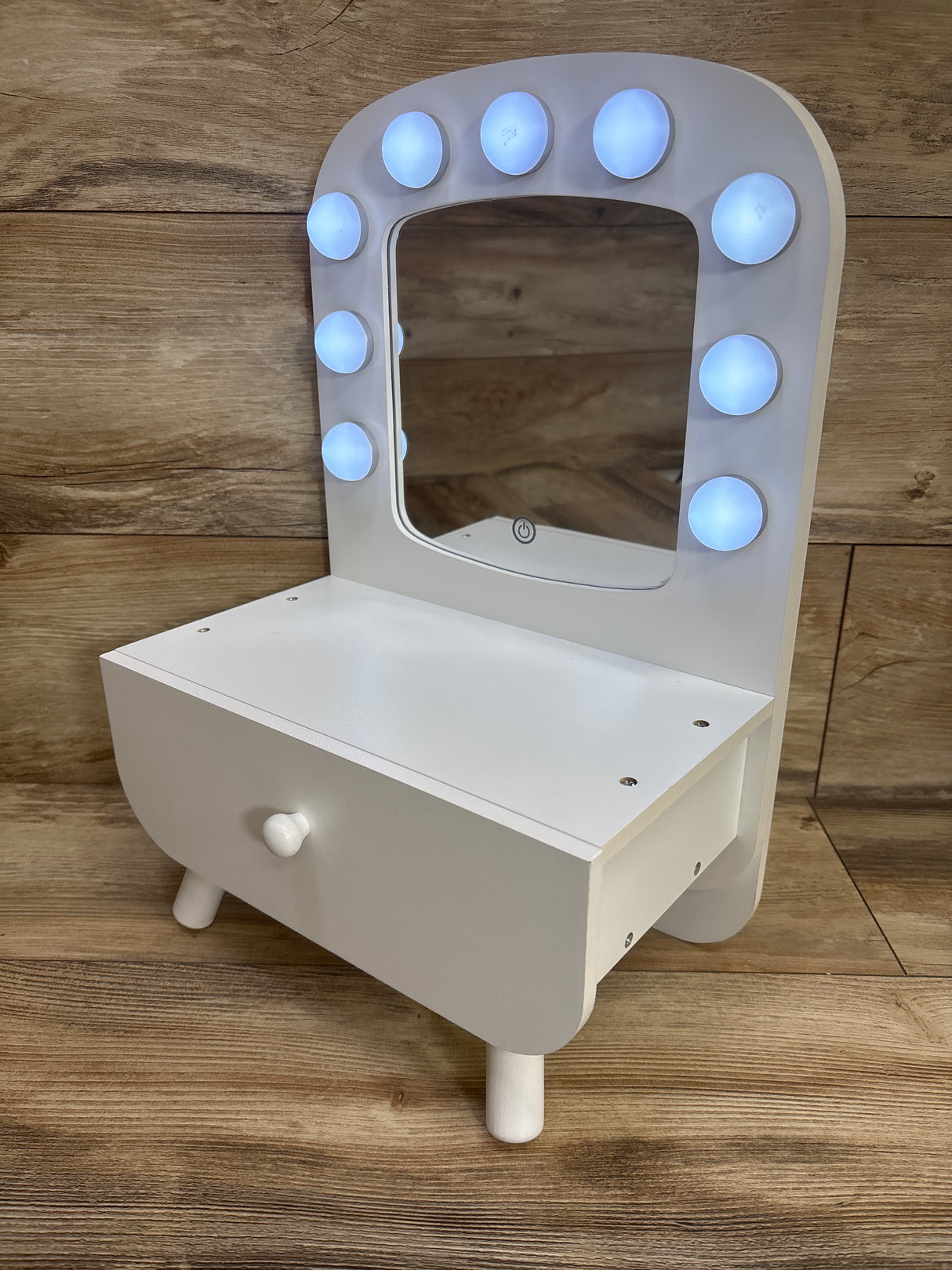 Member's Mark Mid-Century Modern Tabletop Vanity White