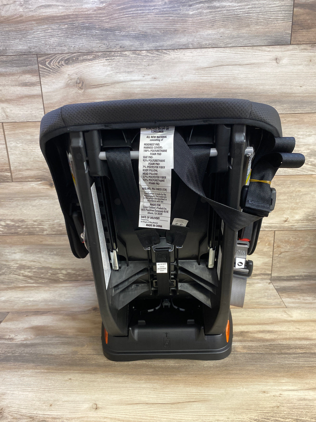 NEW Graco Extend2Fit Convertible Car Seat in Gotham 4-65lbs