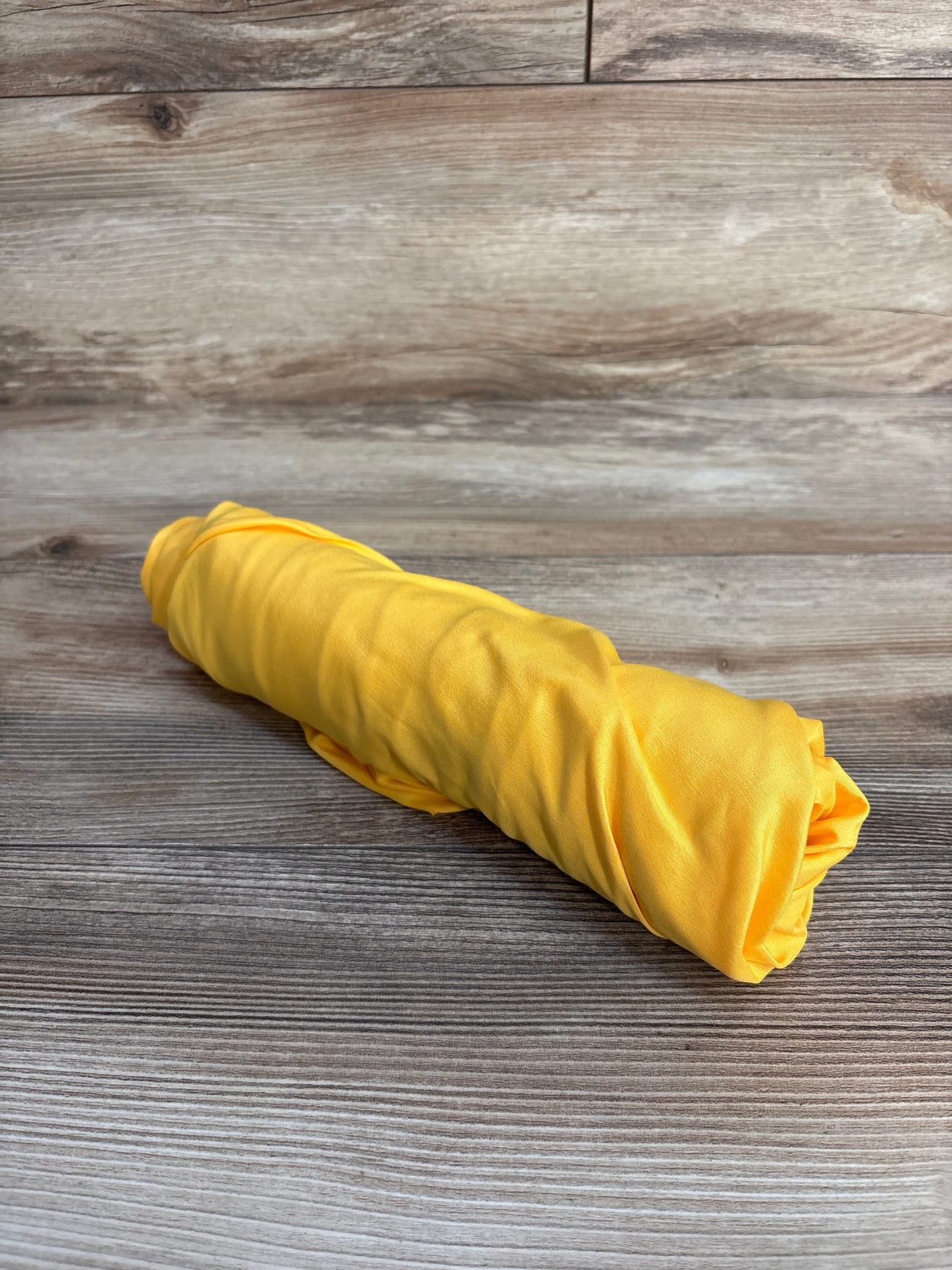 Everyday Kids Fitted Crib Sheet, Yellow