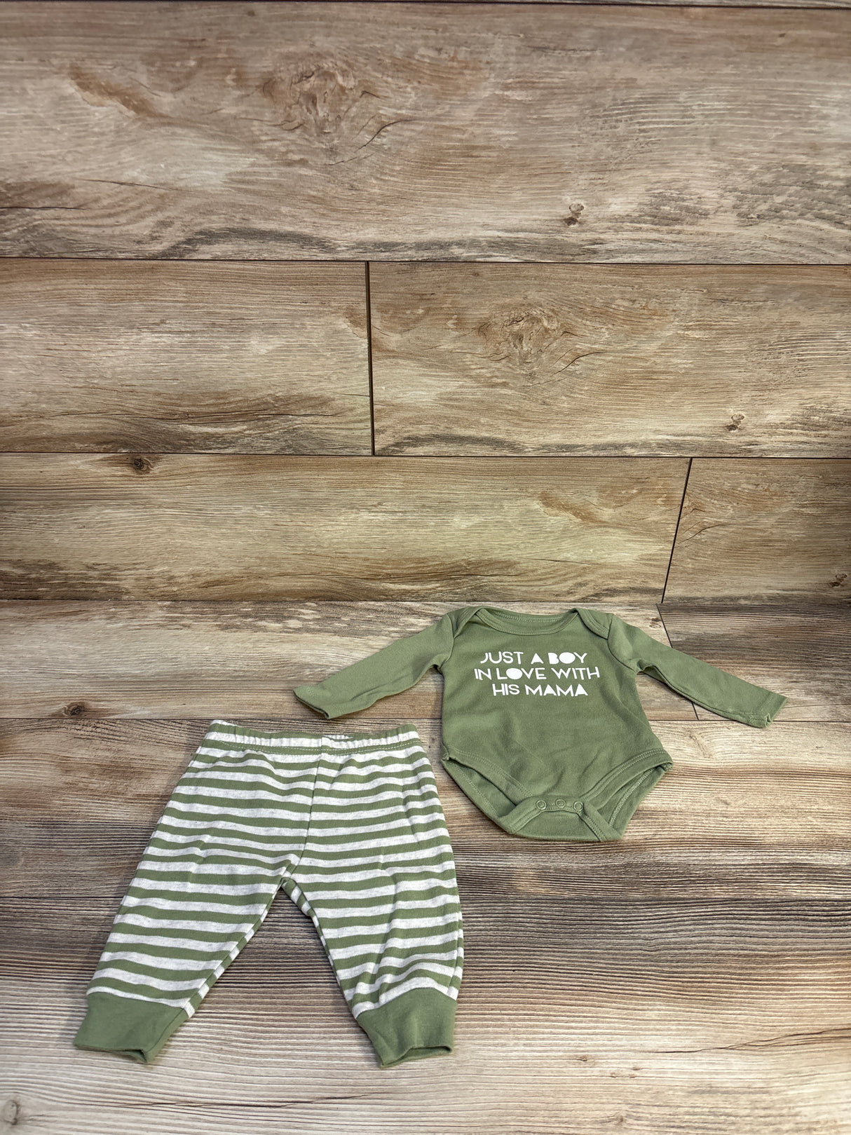 Baby Essentials 2pc Just A Boy In Love With His Mama Set Green sz 3m
