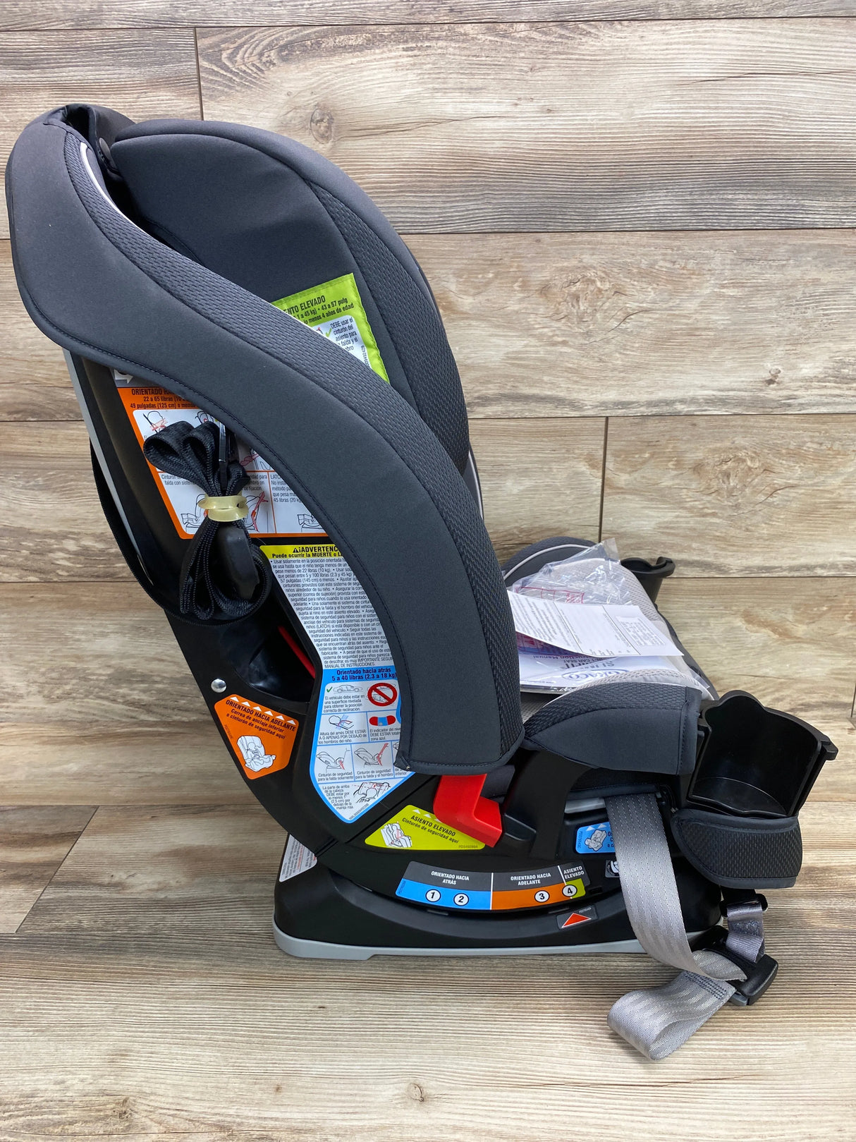 NEW Graco SlimFit All-in-One Convertible Car Seat in Redmond