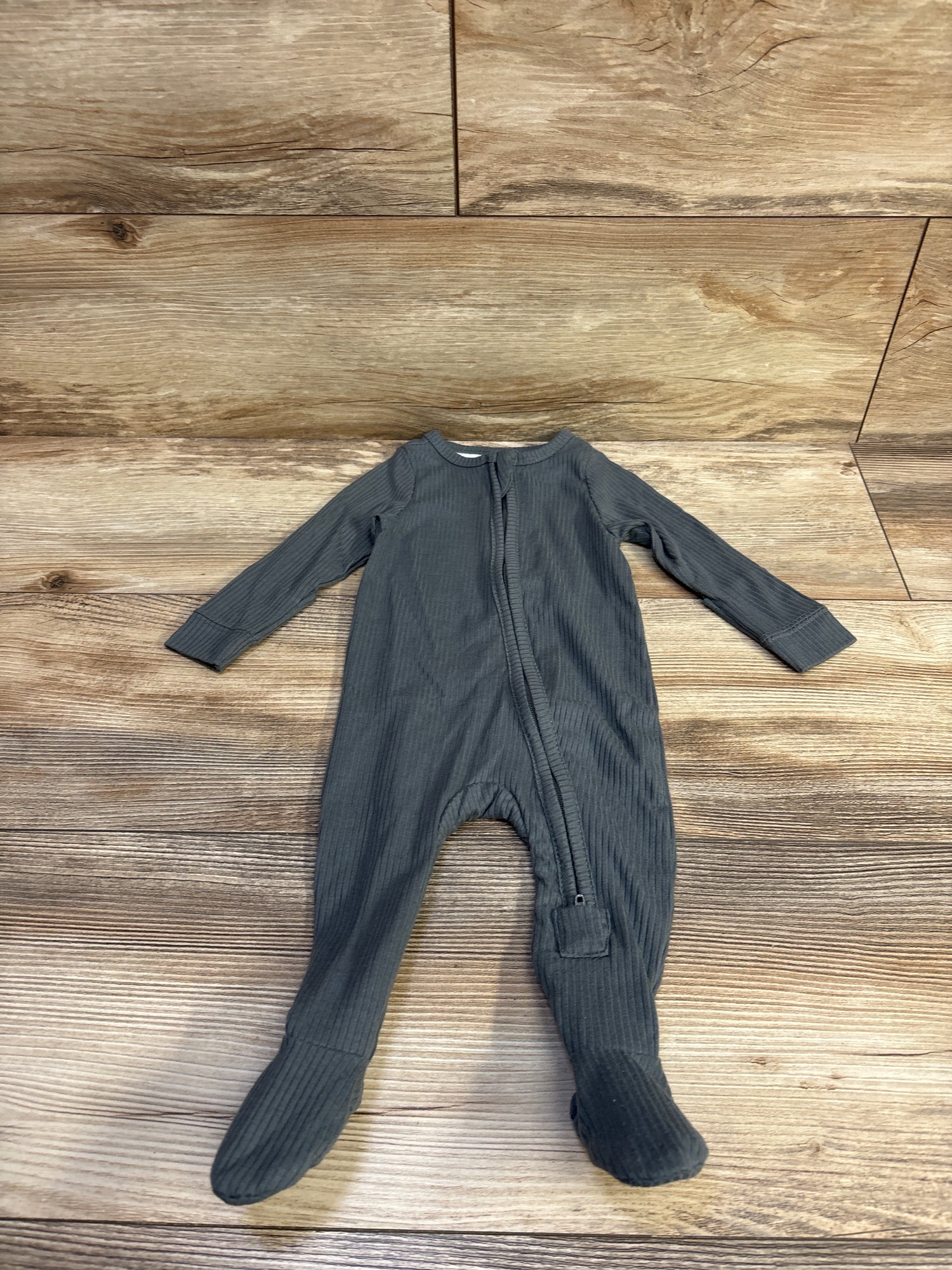 Copper Pearl Ribbed Footie Sleeper Grey sz 0-3m