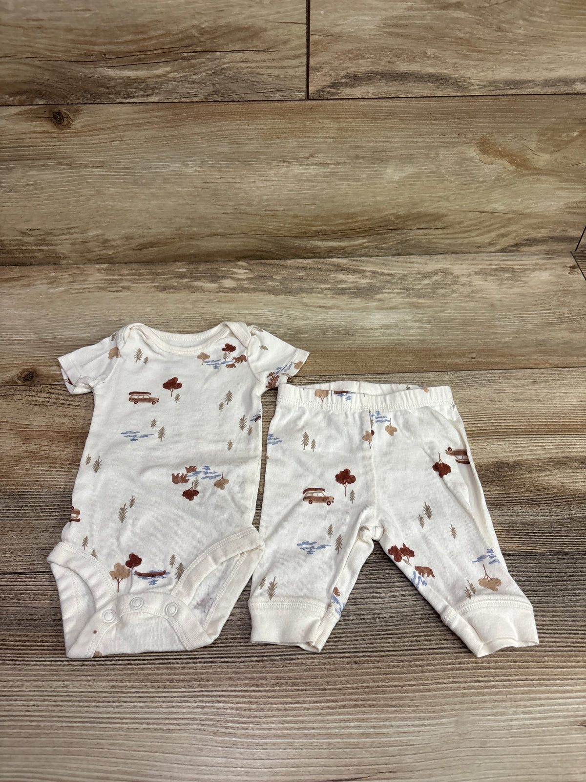 Just One You 2pc Bodysuit & Pants Set Ivory sz Newborn