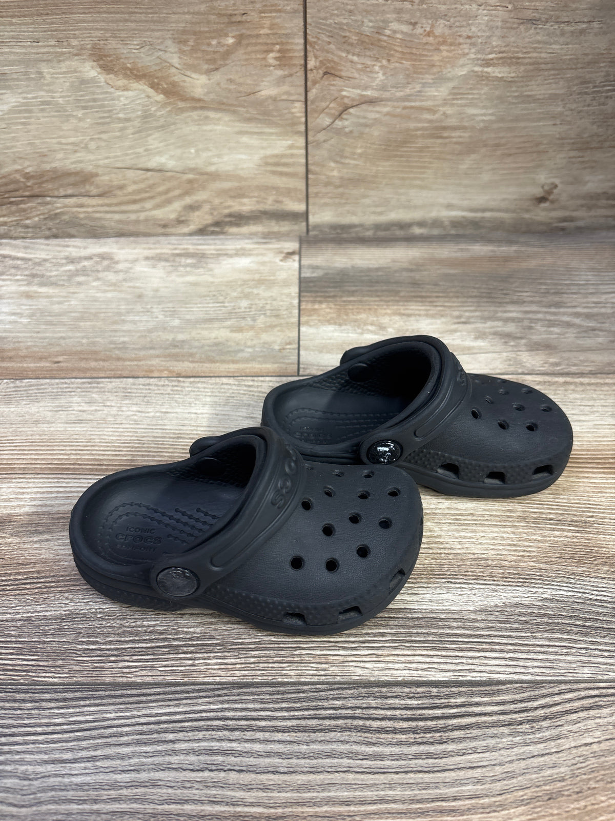 Crocs Classic Clogs Black sz 6c