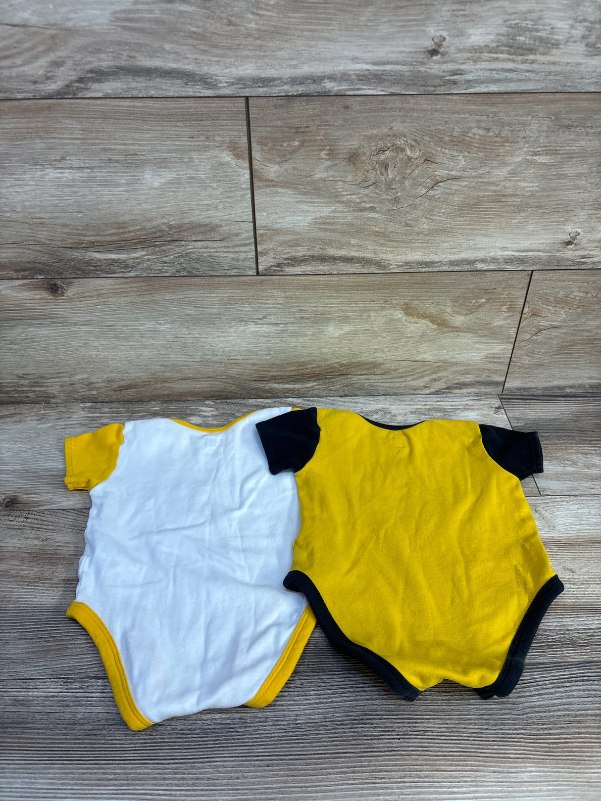 NBA 2pk Los Angeles Lakers Bodysuits Yellow sz 18m