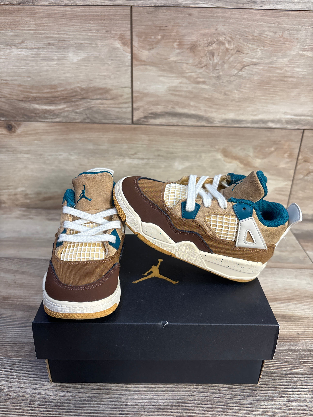 Air Jordan 4 Retro TD 'Cacao Wow' Sneakers sz 9c