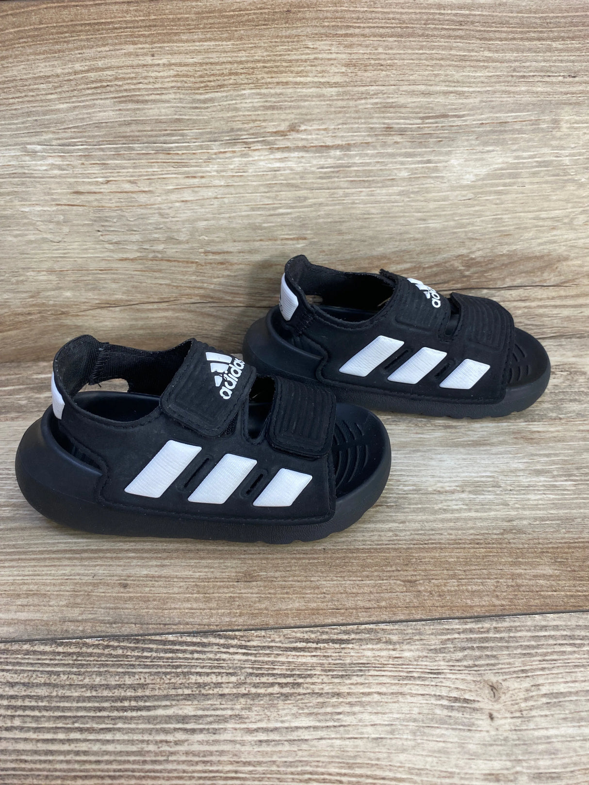 Altaswim Water Sandals 2.0 Black sz 6c