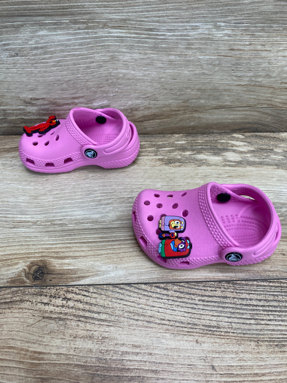 Crocs Classic Clogs With Jibbitz Pink Sz 2c/3c