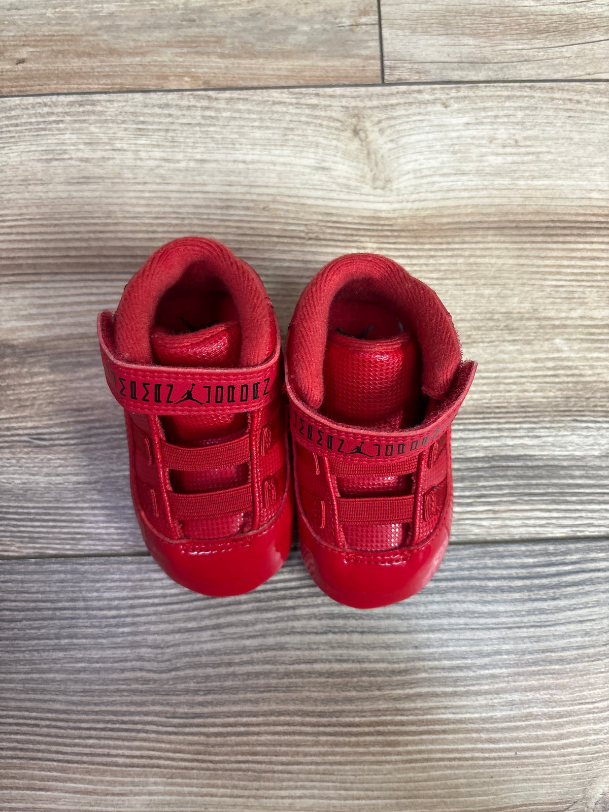 Air Jordan 11 Retro 'Win Like 96' Sneakers sz 3c