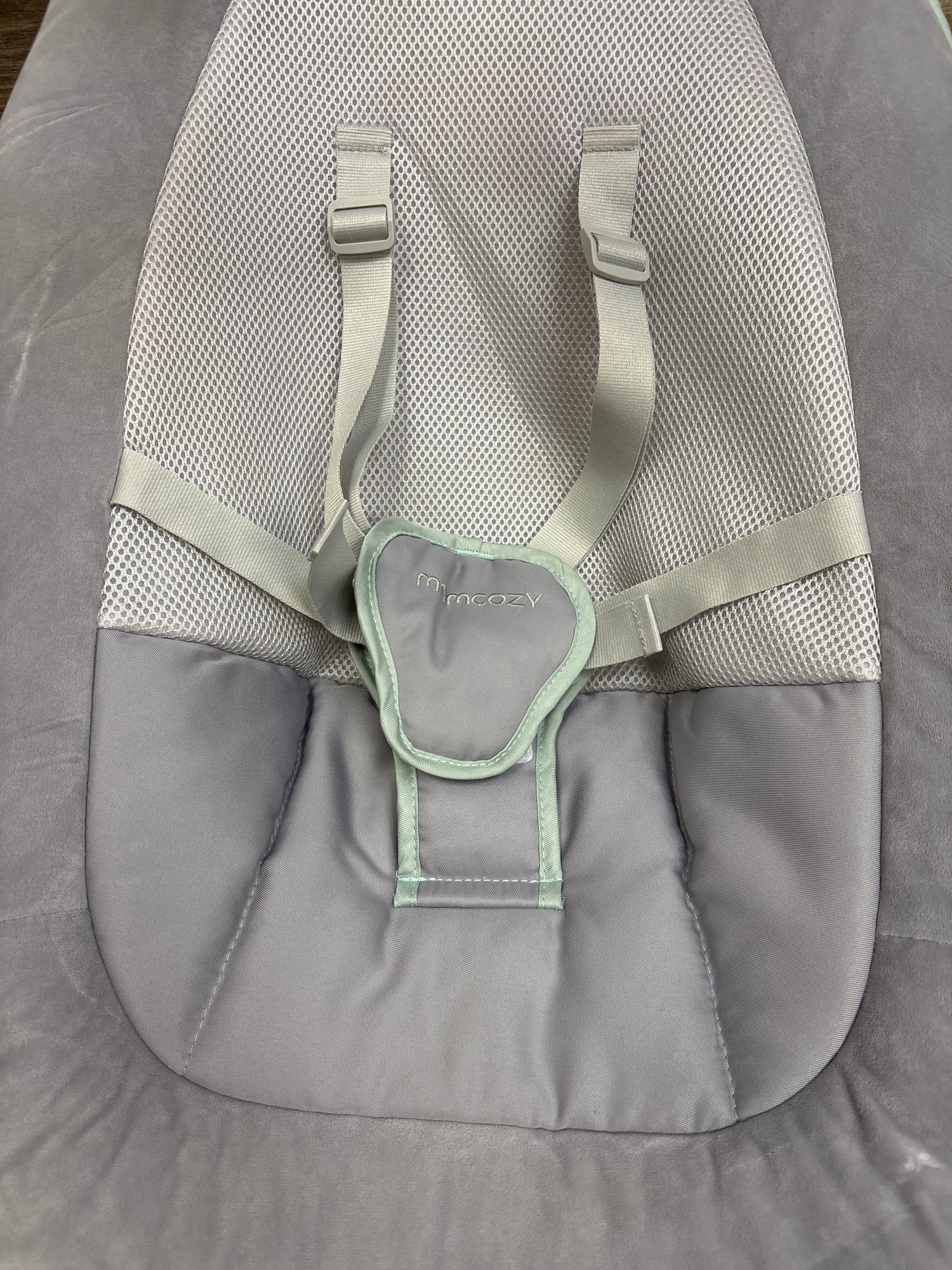 Momcozy CocoSway Electric Baby Swing