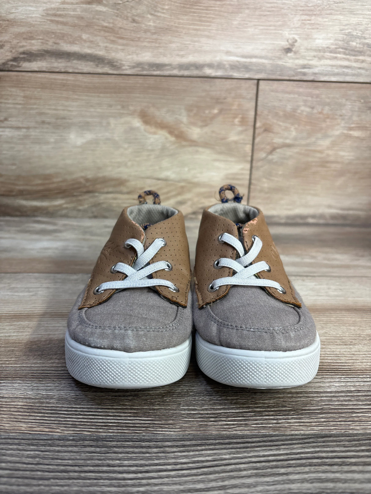 OshKosh Chase Mid Top Sneakers Grey sz 10c