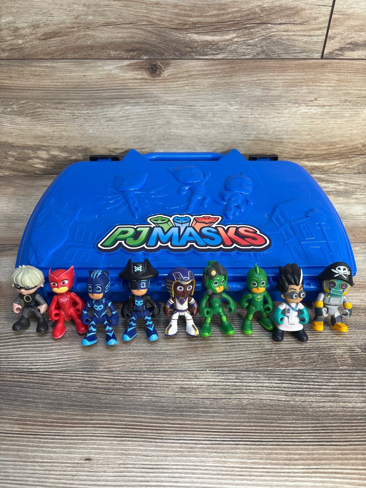 PJ Masks Carry 'N' Go Battle Case + 9 Figures