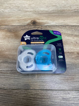 NEW Tommee Tippee Ultra Light Silicone Pacifier 18-36m - Teal/White - 2pk