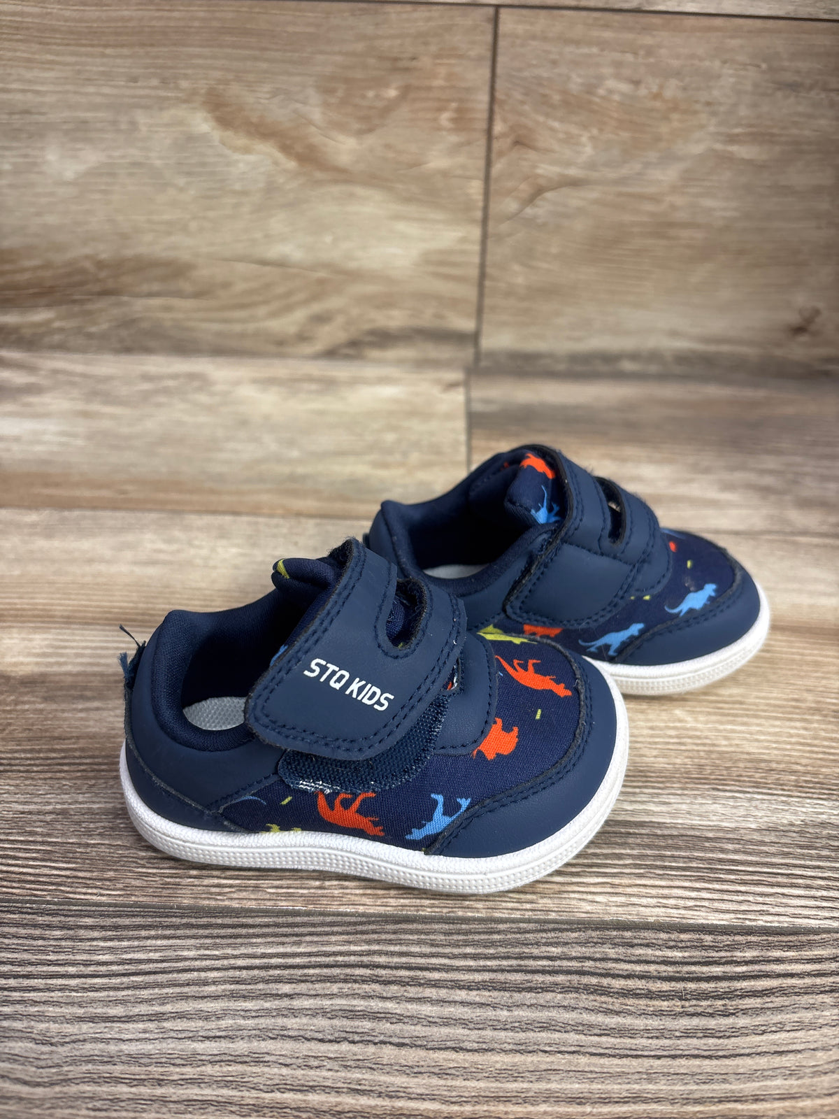 STQ Kids Dinosaur Sneakers Blue sz 4c
