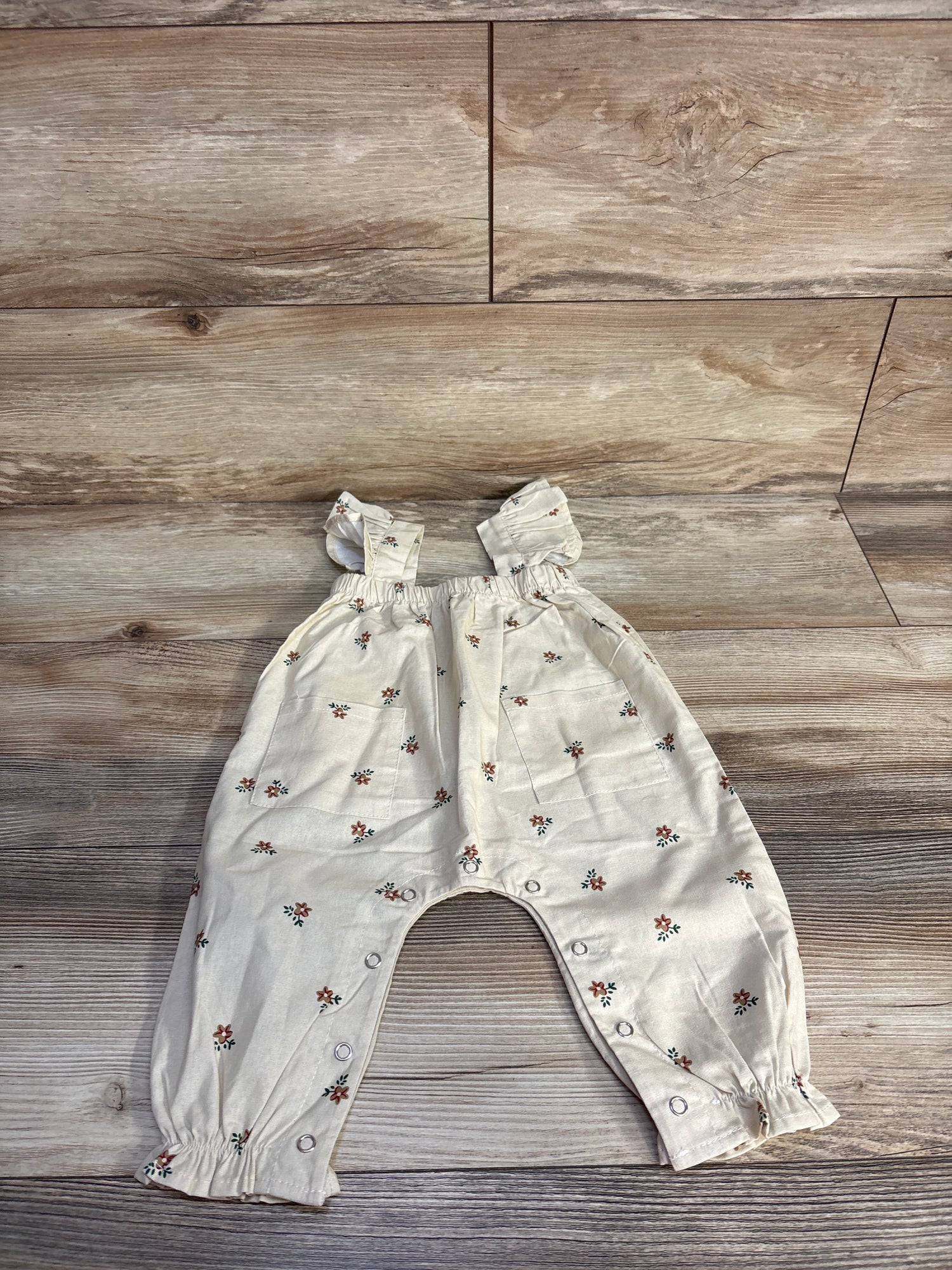 NEW Three Peas Boutique - Colorful Childhood Jumpsuit Ivory sz 6-12m