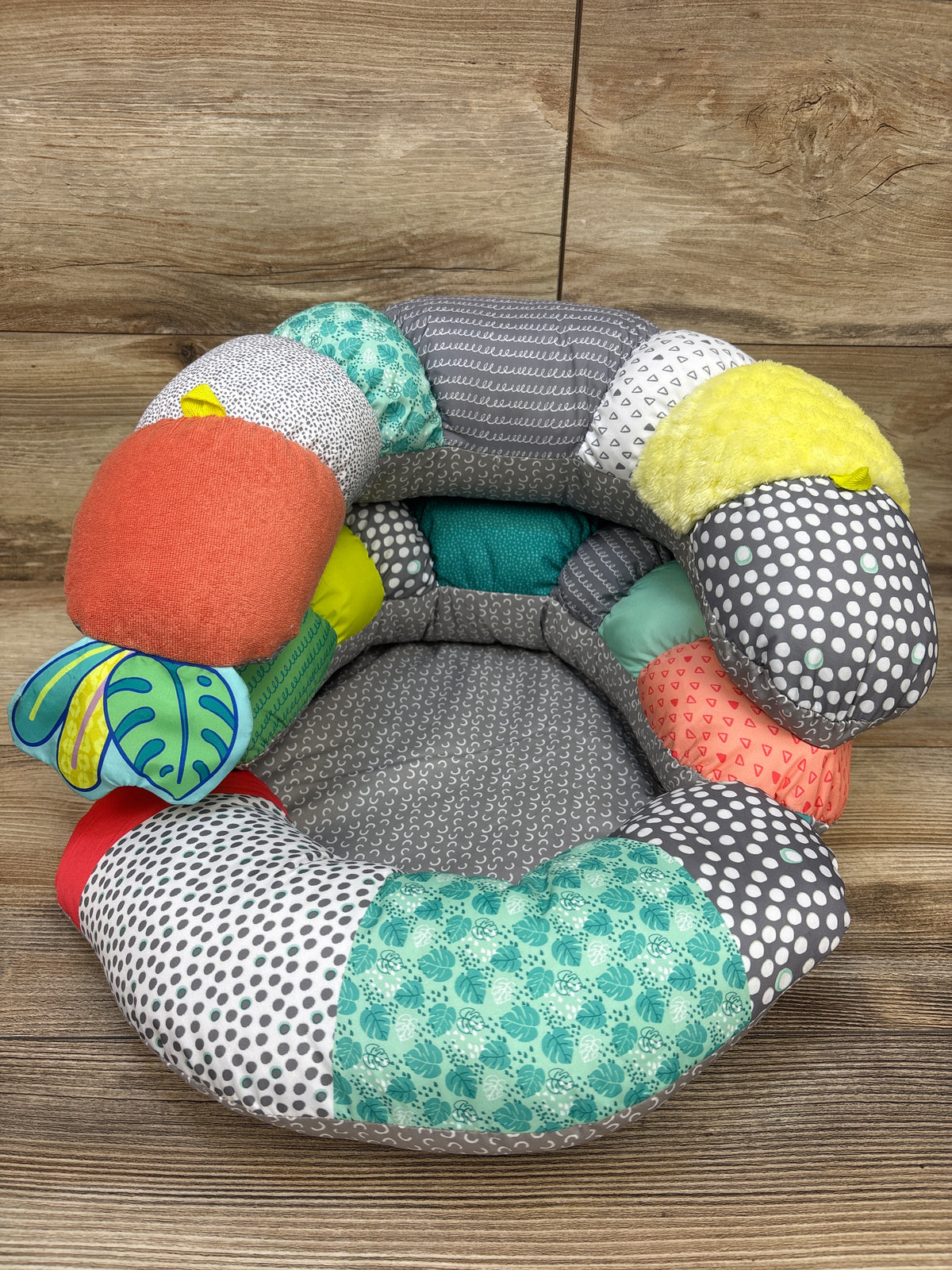 Infantino 2-in-1 Tummy Time & Seated Support