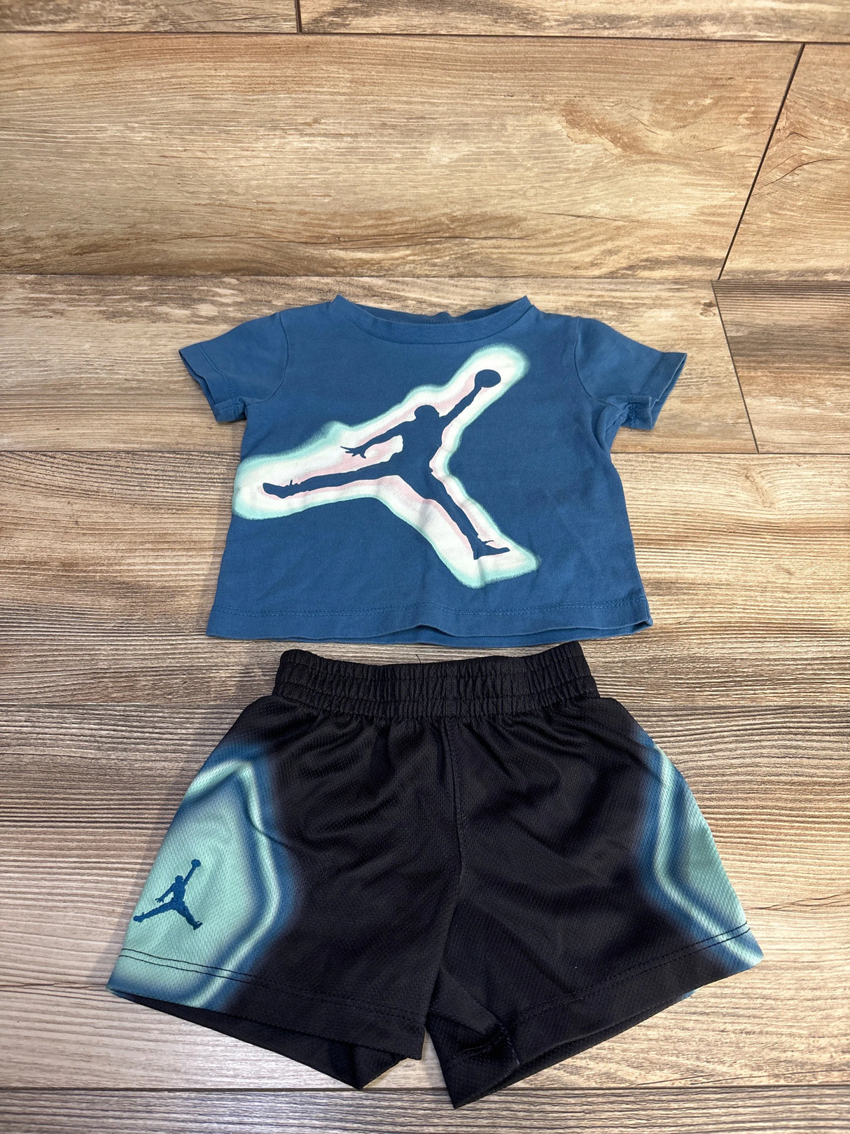 Jordan 2pc Shirt & Shorts Set Blue sz 12m