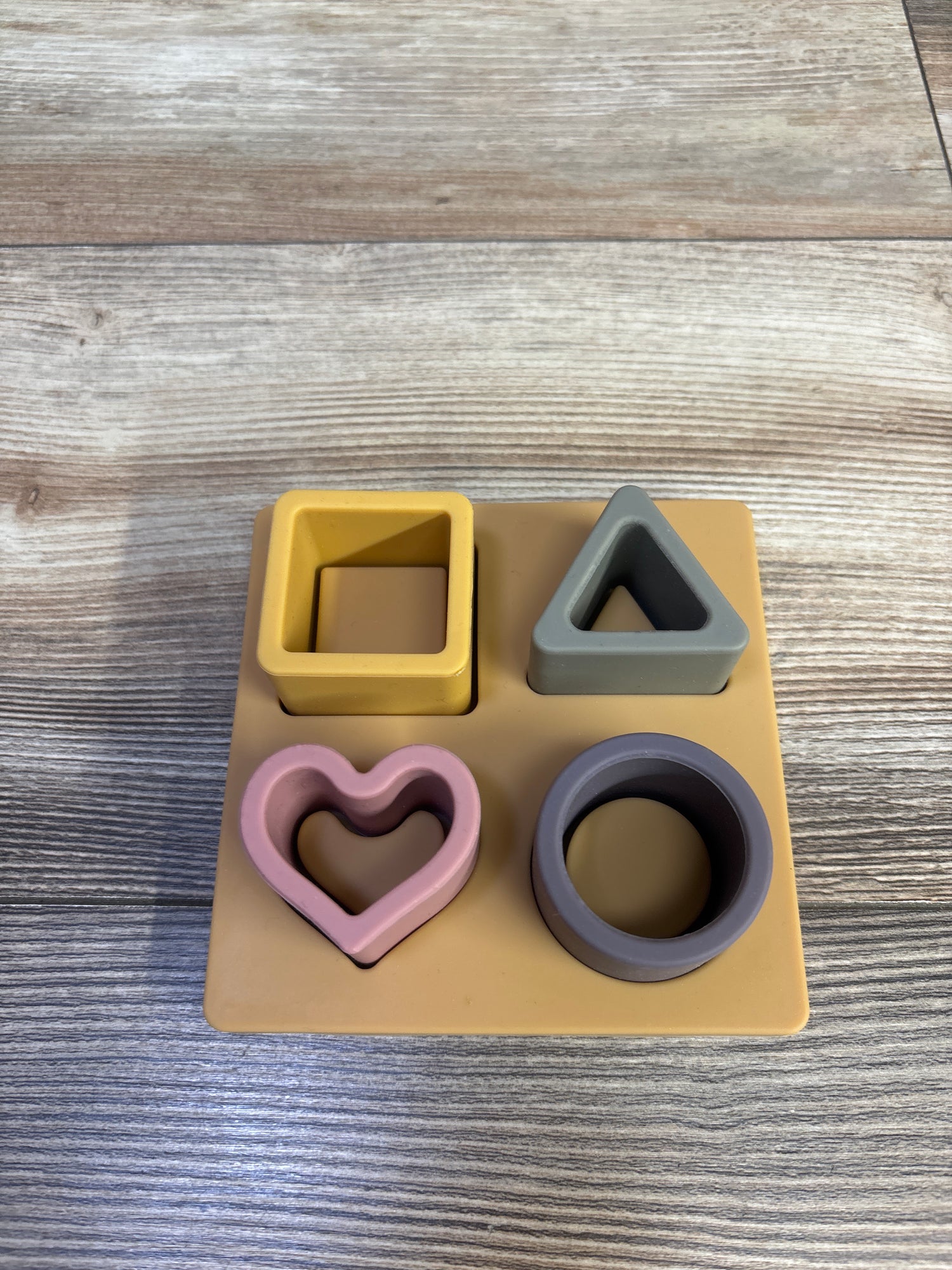 Little Luxury Silicone Shape Puzzle 4pc